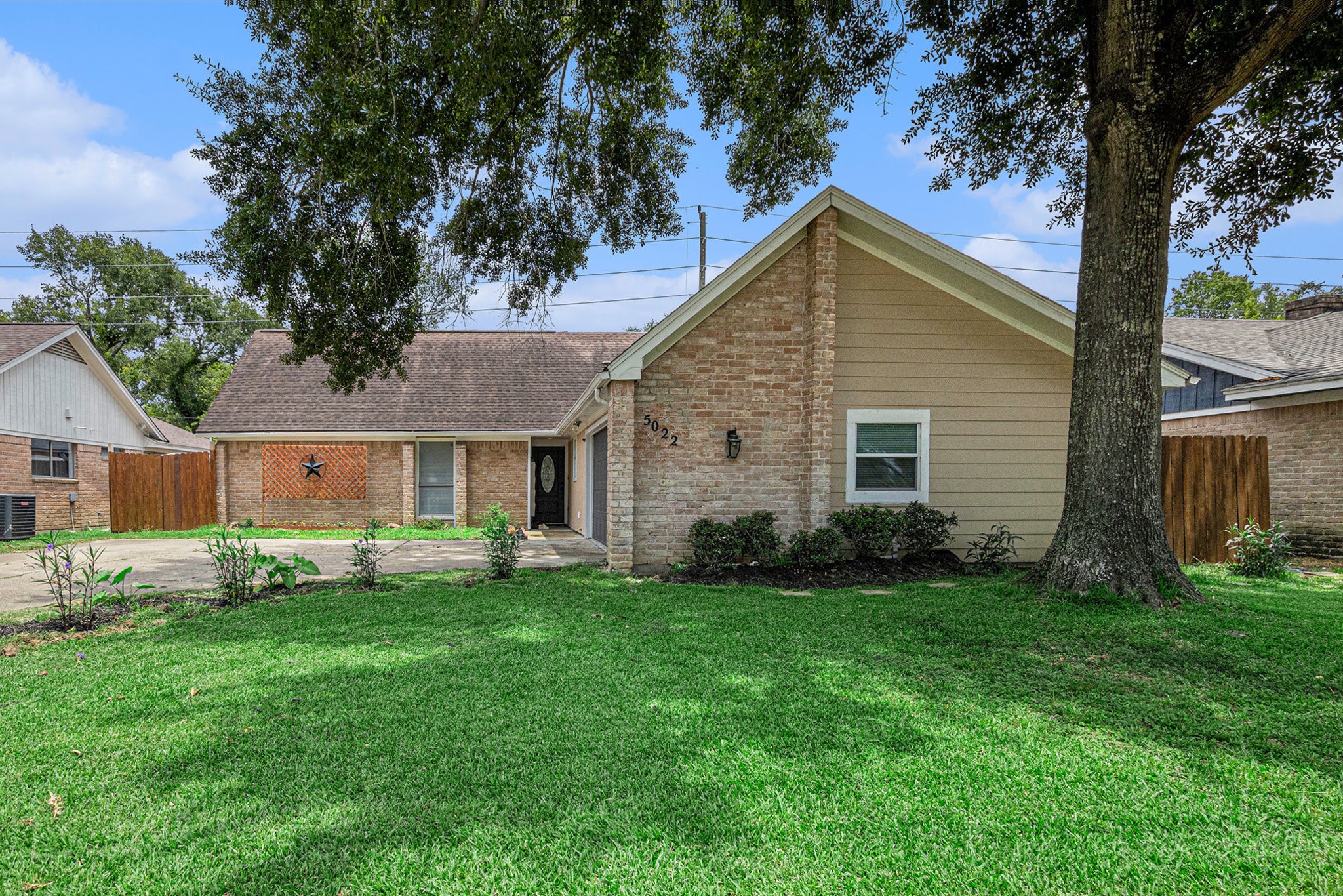 5022 Pine Cliff Drive