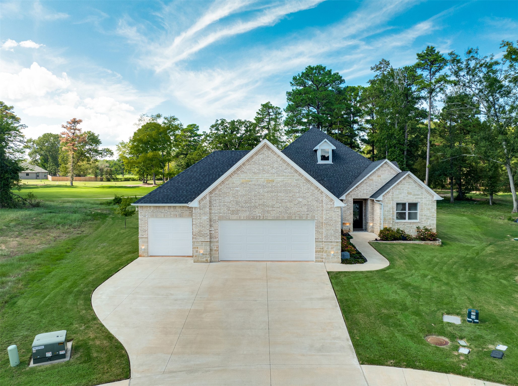 549 Eagles Nest Trail Property Photo 3