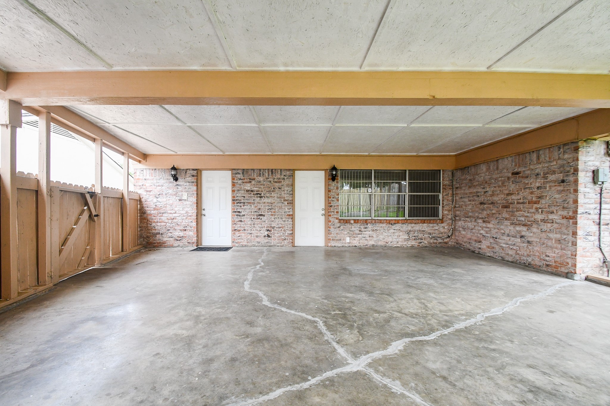 7714 Eichler Drive Property Photo 28