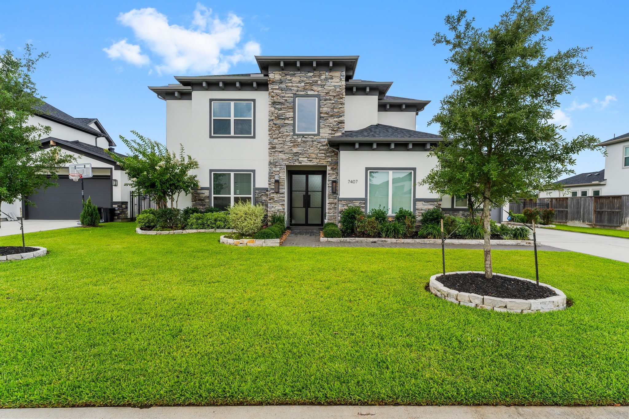 7407 Sawgrass Terrace Lane Property Photo 1