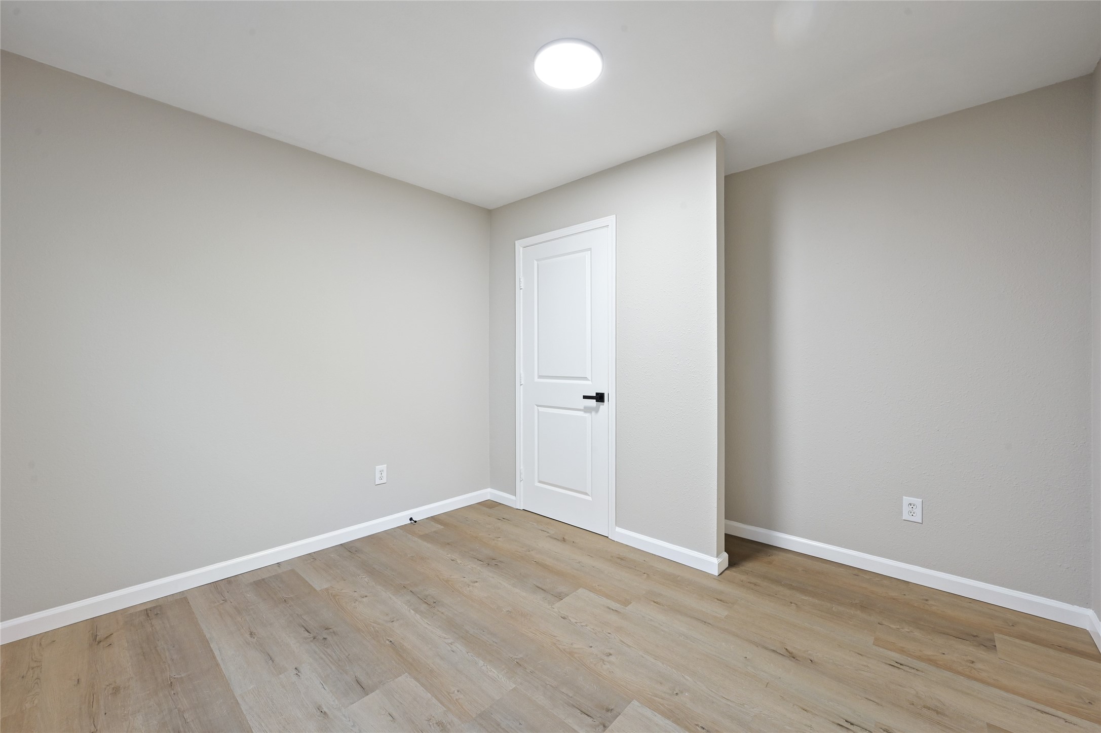 6307 Spruce Manor Property Photo 11