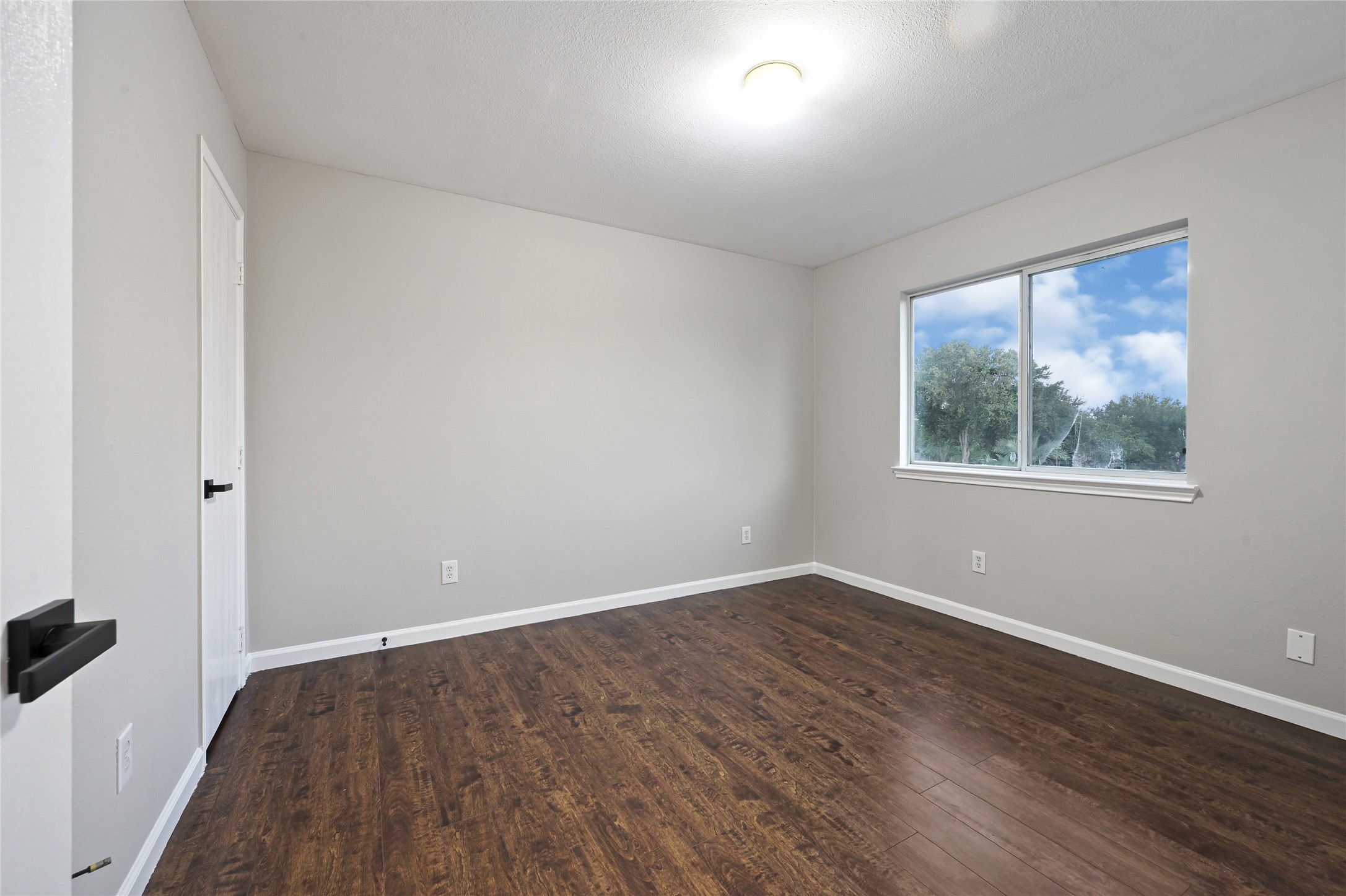 6307 Spruce Manor Property Photo 14