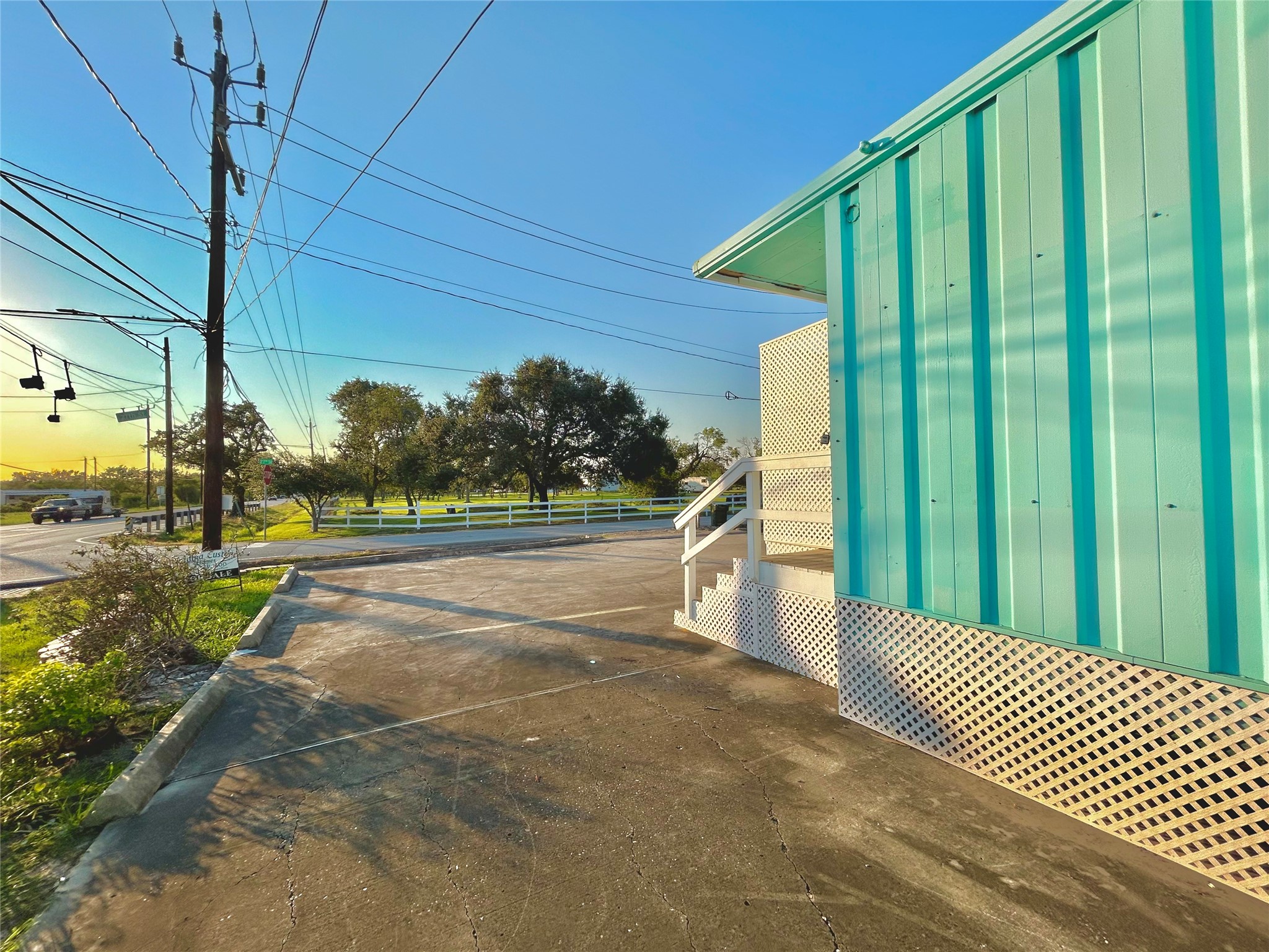 927 27th Street Property Photo 29