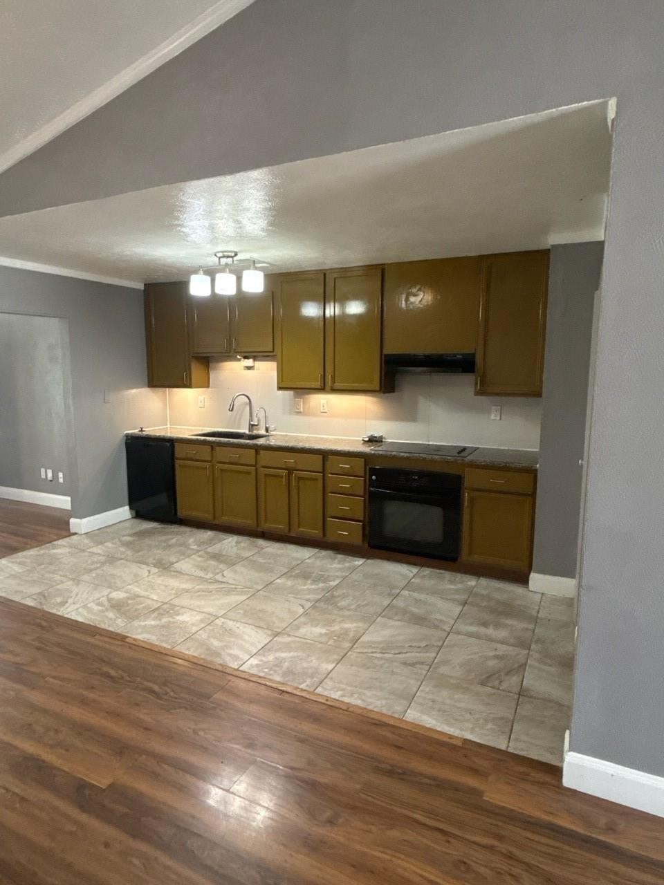 22726 Melham Lane Property Photo 5