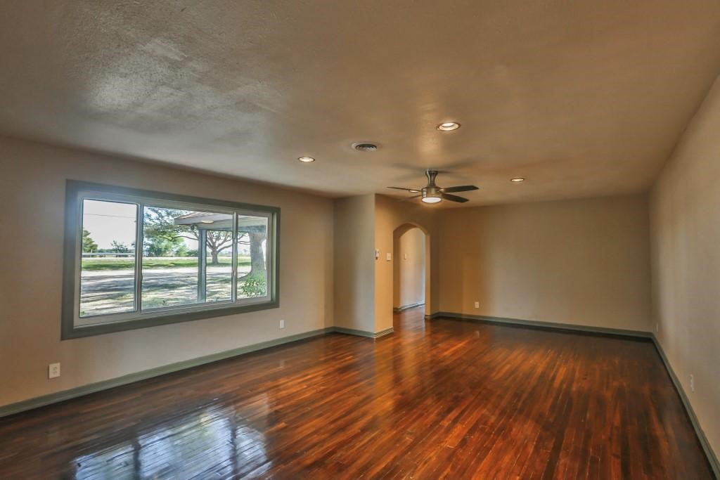 14114 Highway 36 Property Photo 5