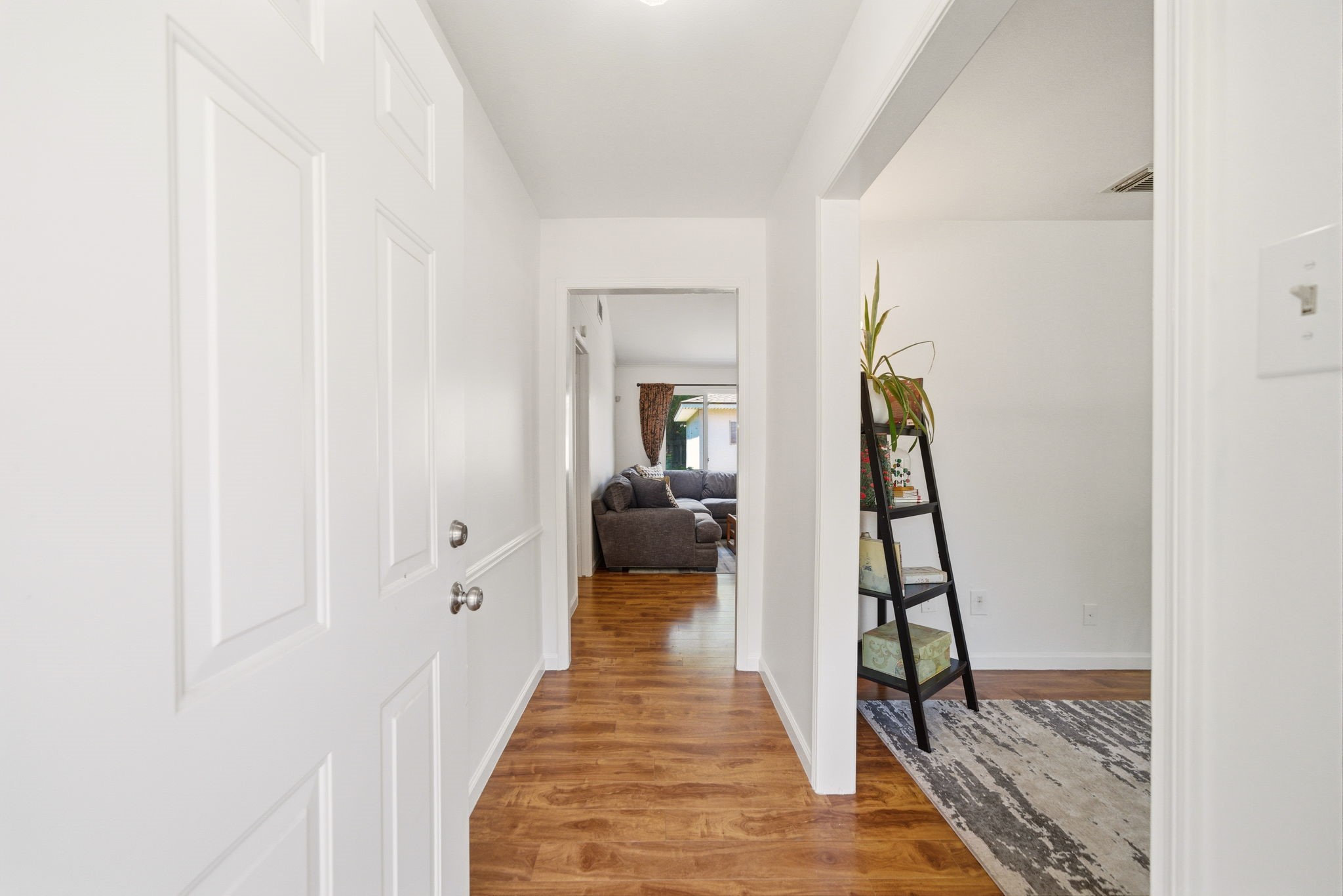 9231 Tooley Drive Property Photo 7