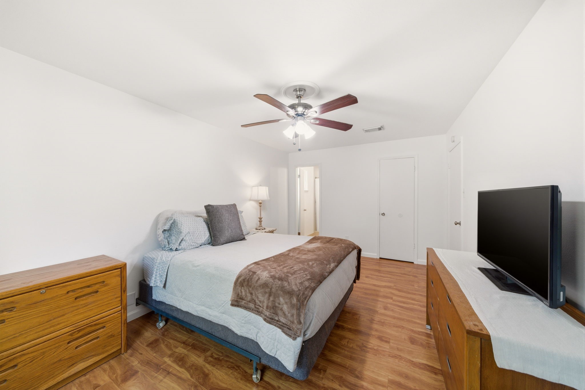 9231 Tooley Drive Property Photo 18