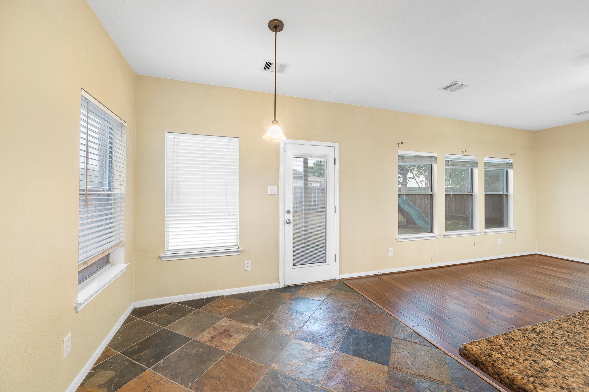 10003 Lynette Falls Drive Property Photo 12
