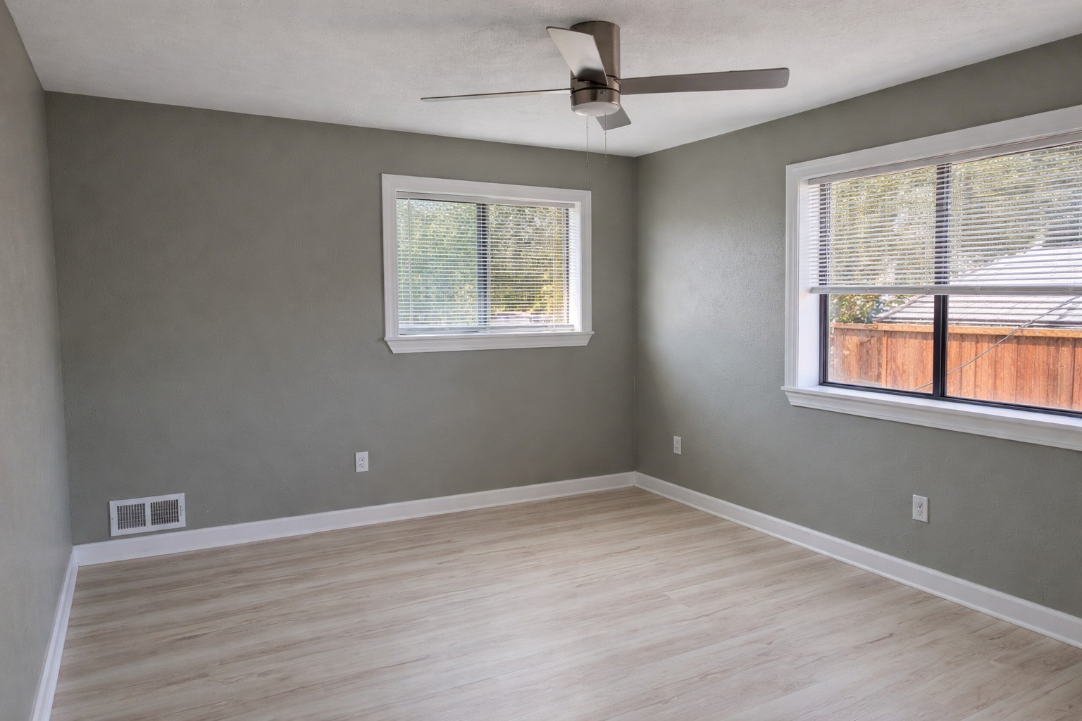 5315 Bayway Drive Property Photo 13