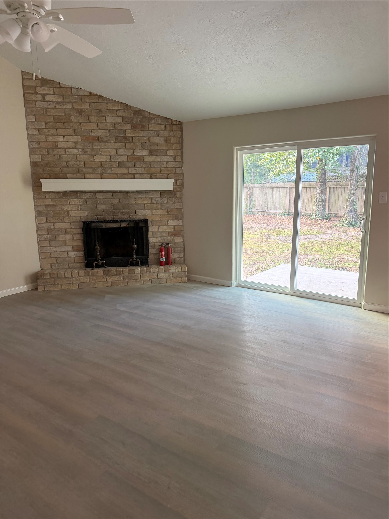 25388 White Oak Lane Property Photo 2