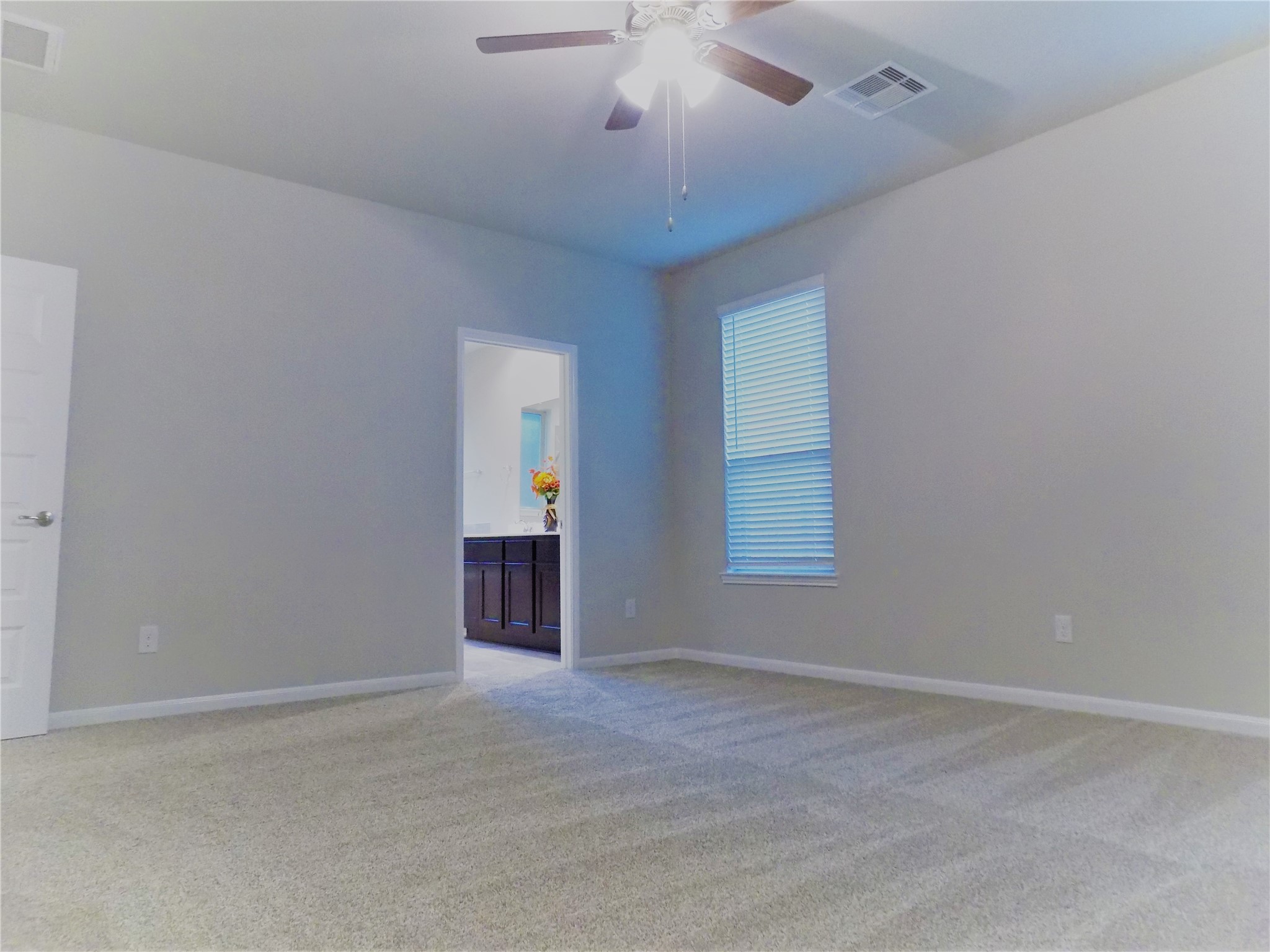 8527 Golden Field Drive Property Photo 27