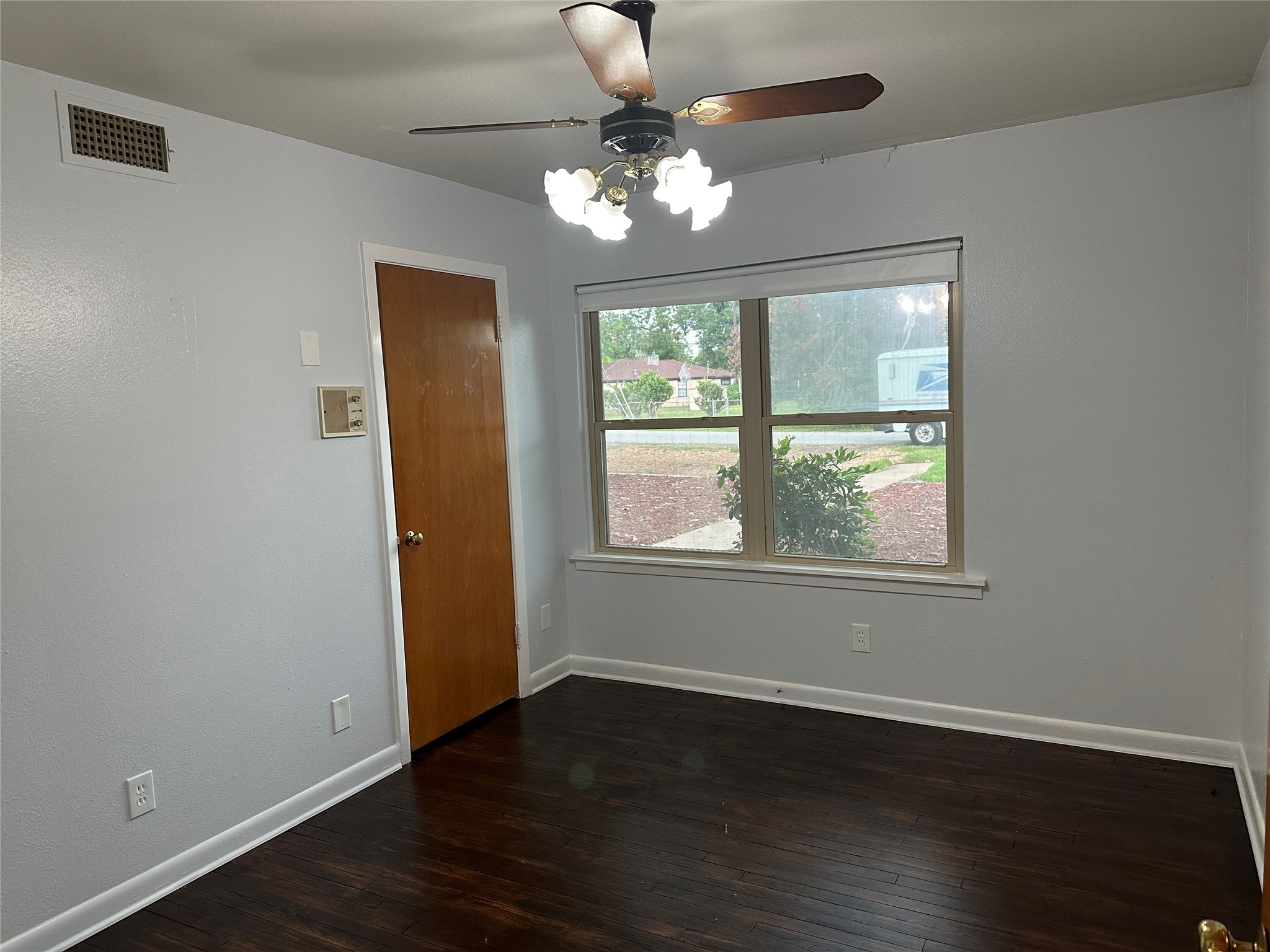 4101 Philco Drive Property Photo 4