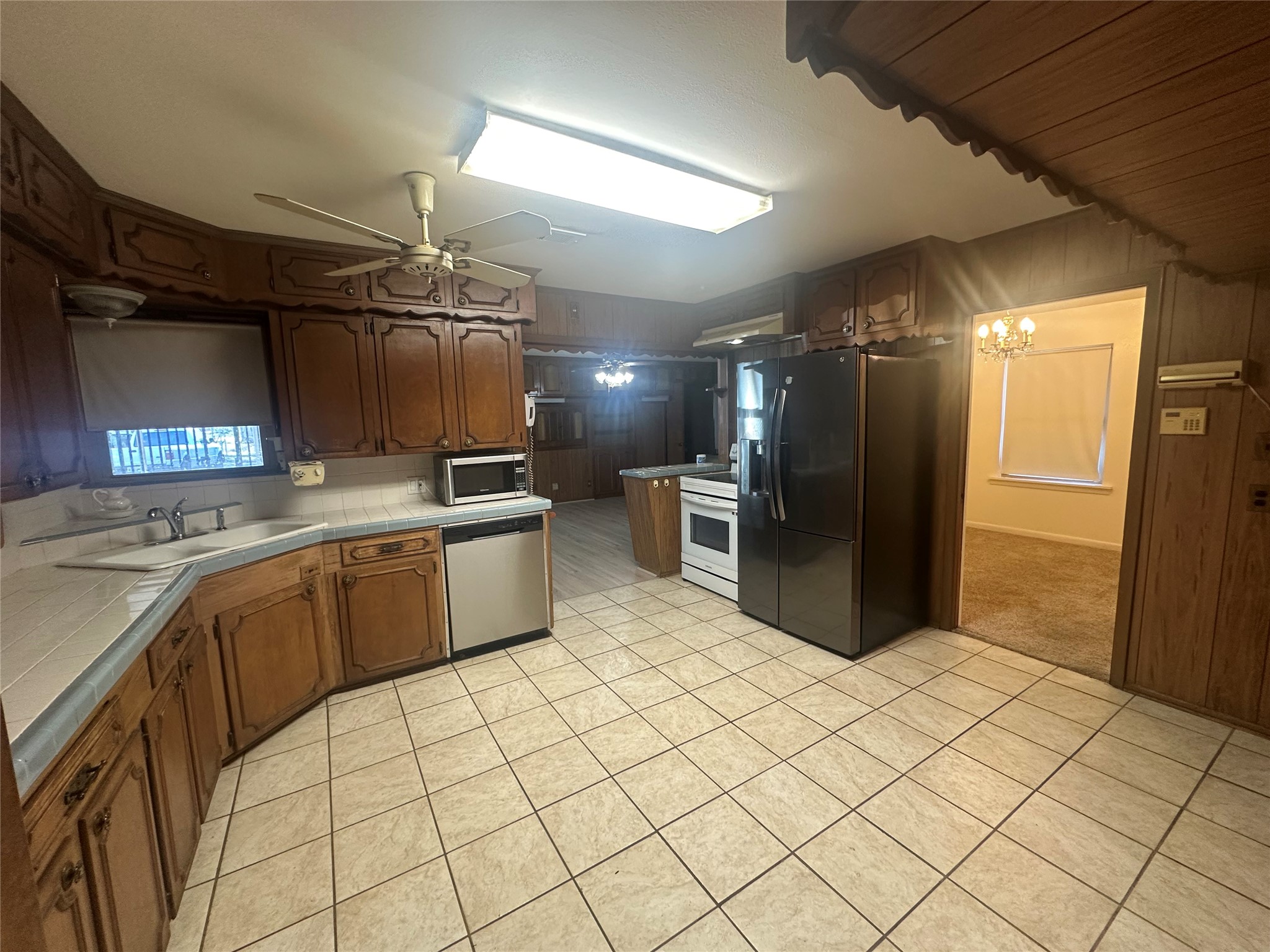 4101 Philco Drive Property Photo 10