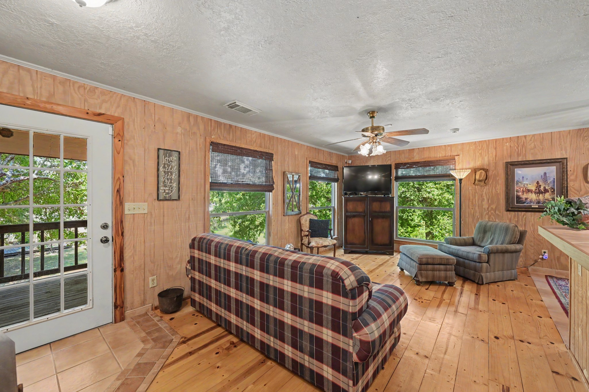 99 Lake View Drive Property Photo 11