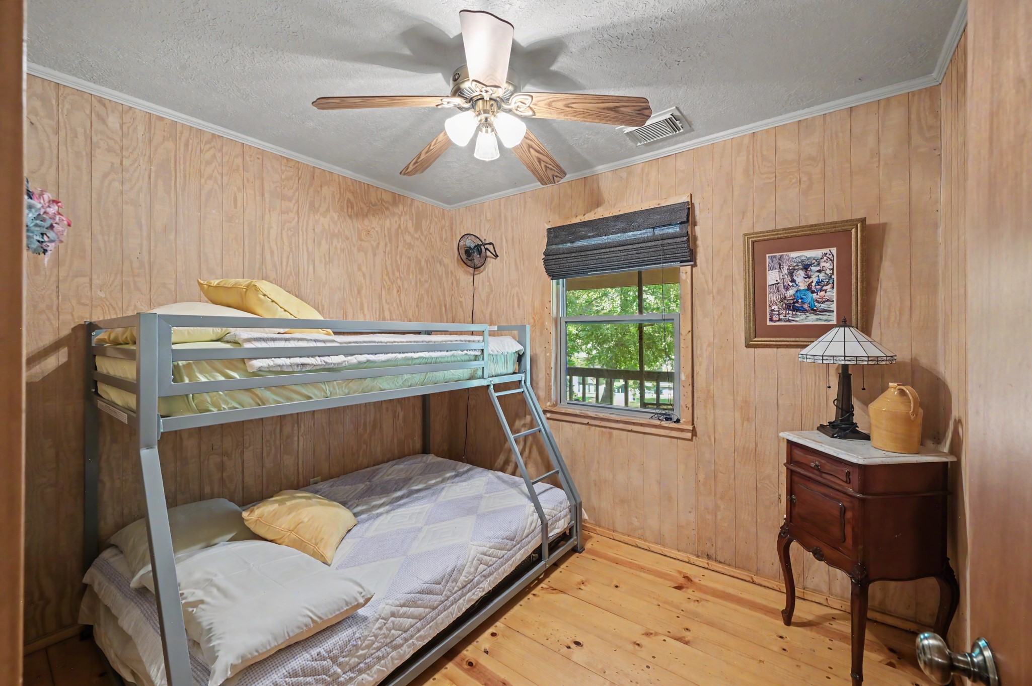 99 Lake View Drive Property Photo 14