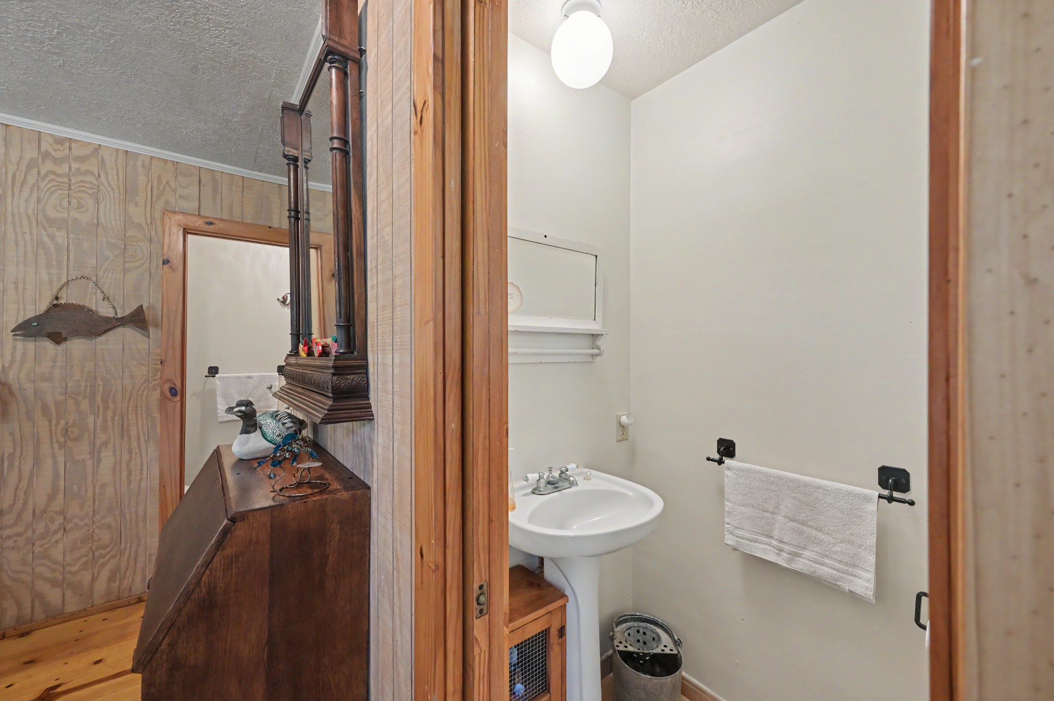 99 Lake View Drive Property Photo 17