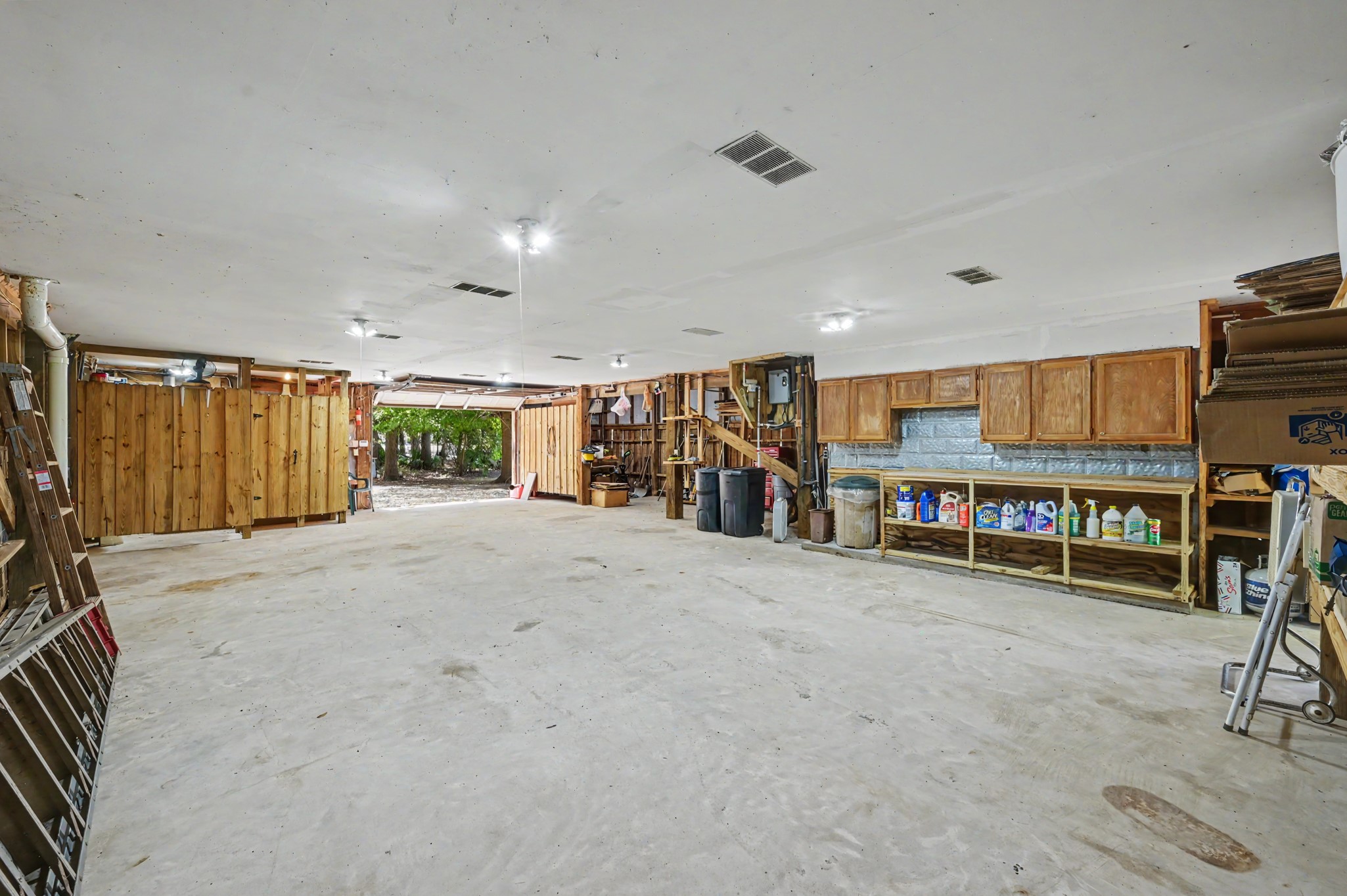 99 Lake View Drive Property Photo 31