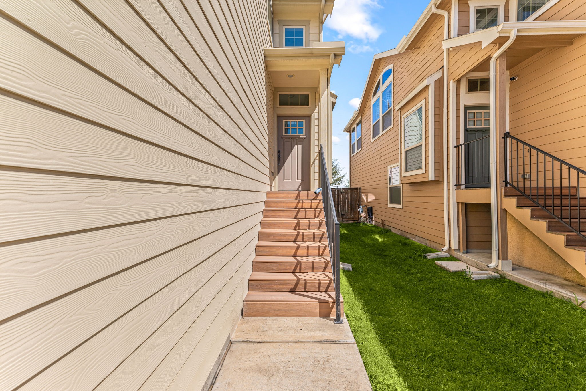 12150 La Strada Street Property Photo 4
