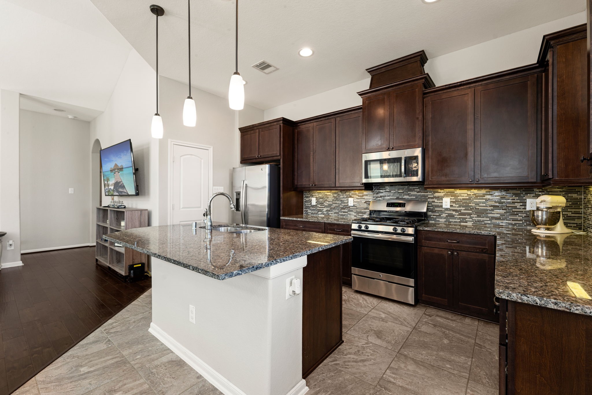 12150 La Strada Street Property Photo 13