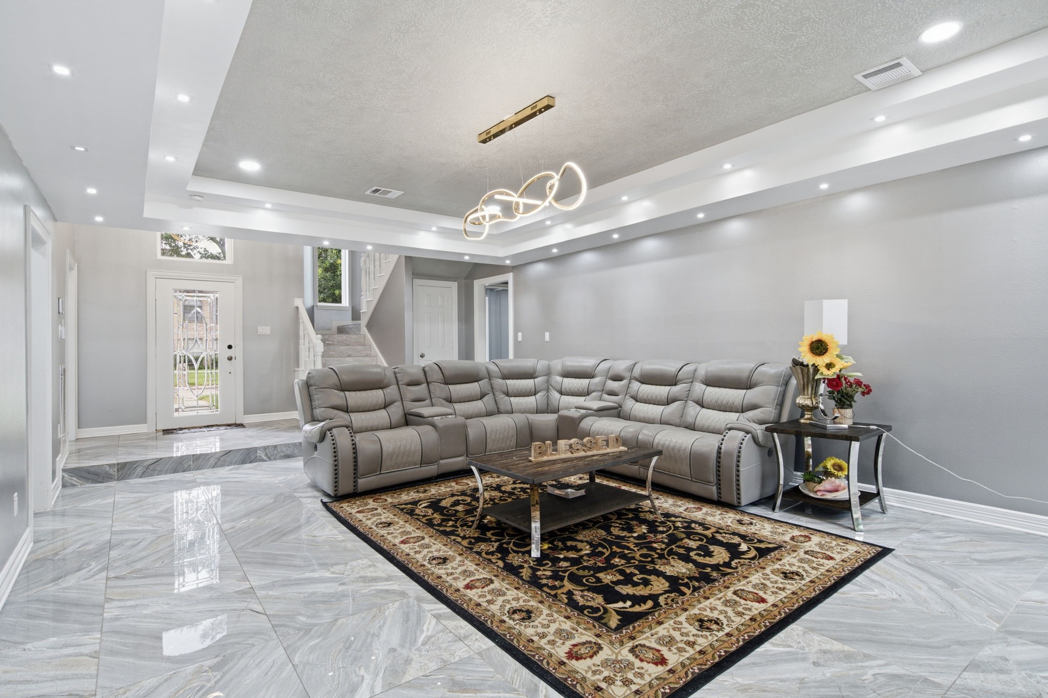 6915 Pebble Beach Drive Property Photo 3