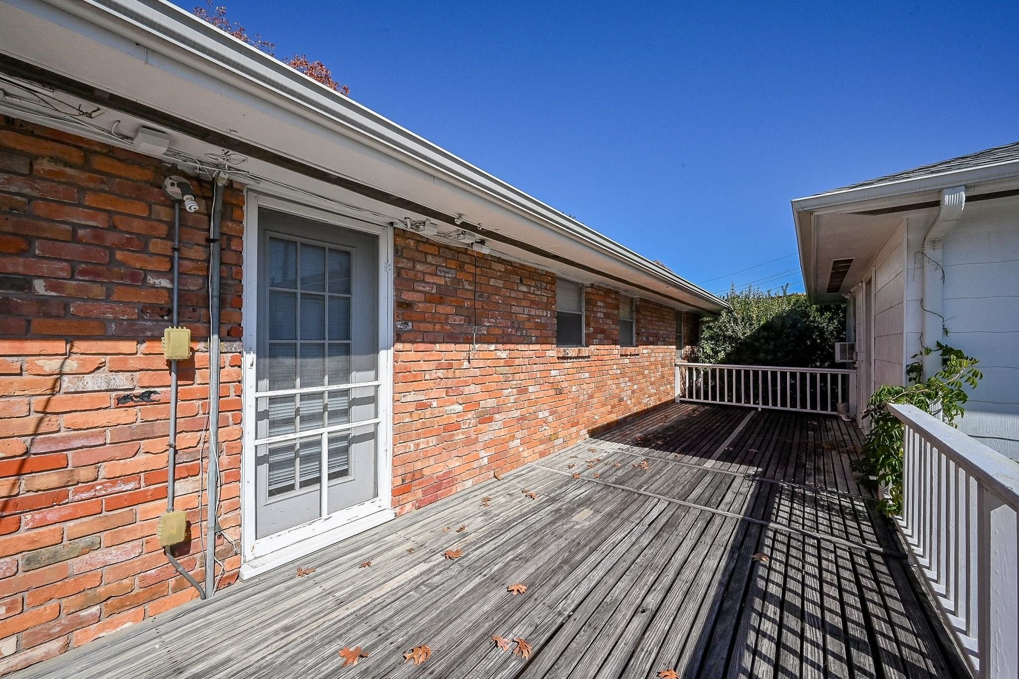 2821 Eastgrove Lane Property Photo 27
