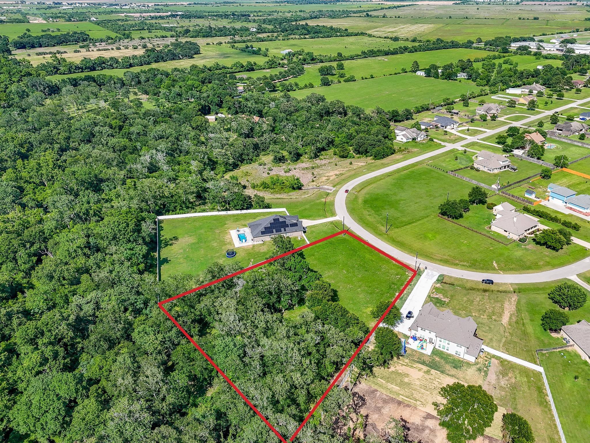 2327 Red Bird Lane Property Photo 4