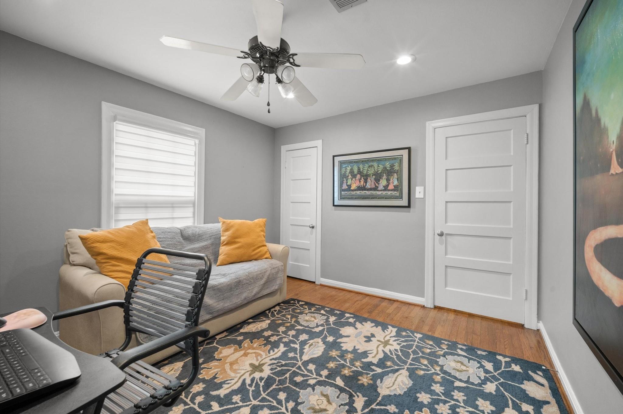 1511 Sue Barnett Drive Property Photo 30
