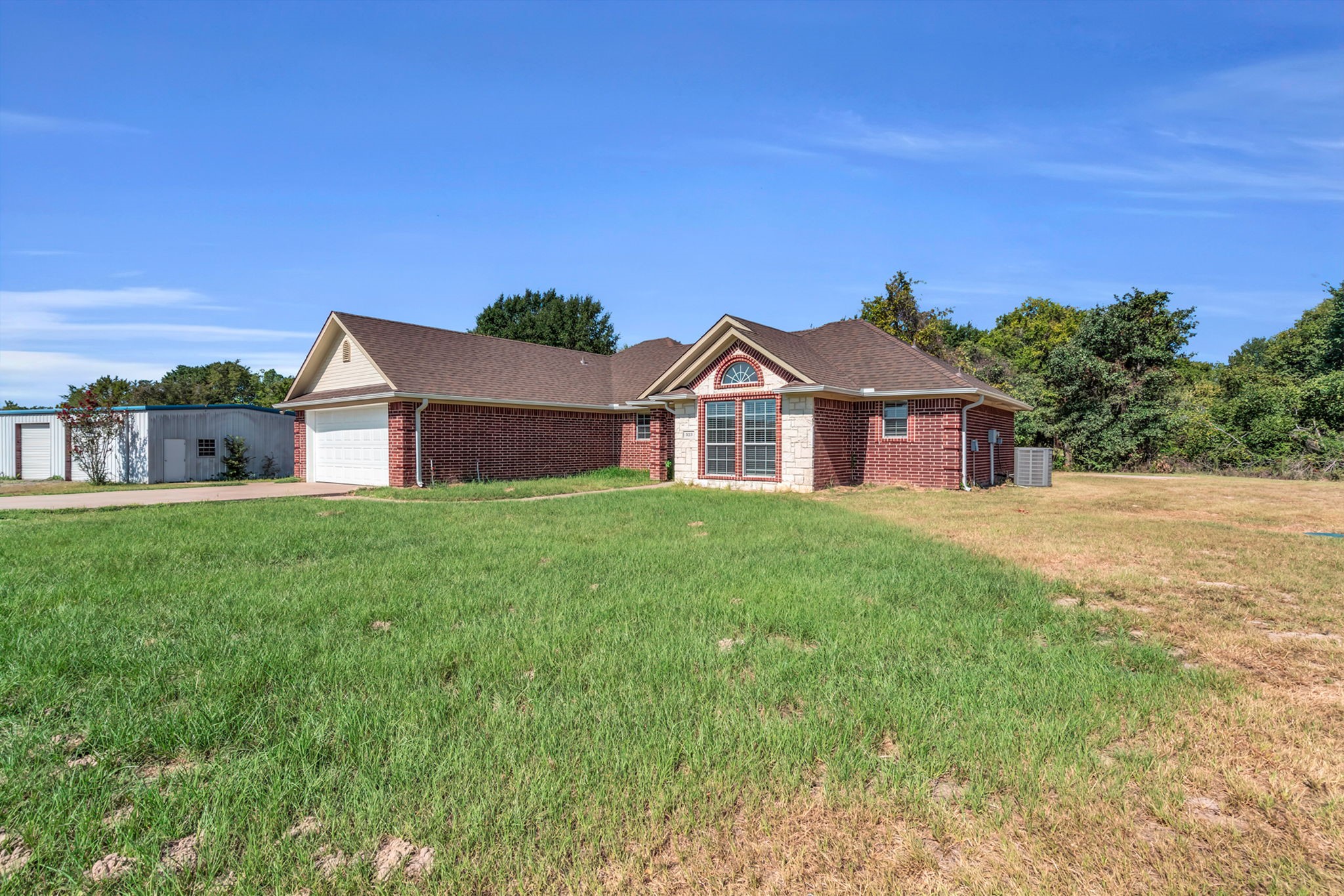 525 Peach Tree Road Property Photo 2