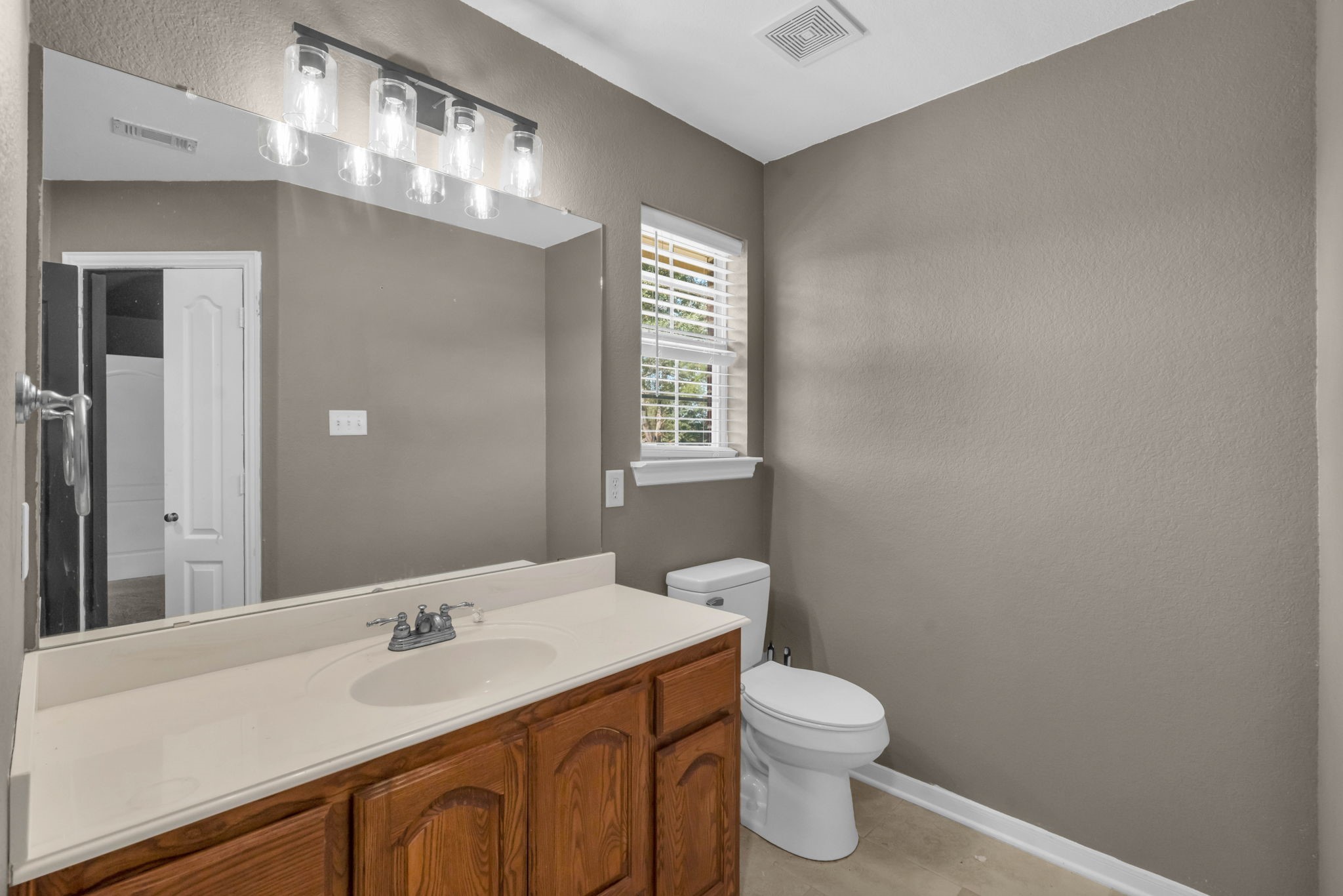 525 Peach Tree Road Property Photo 20