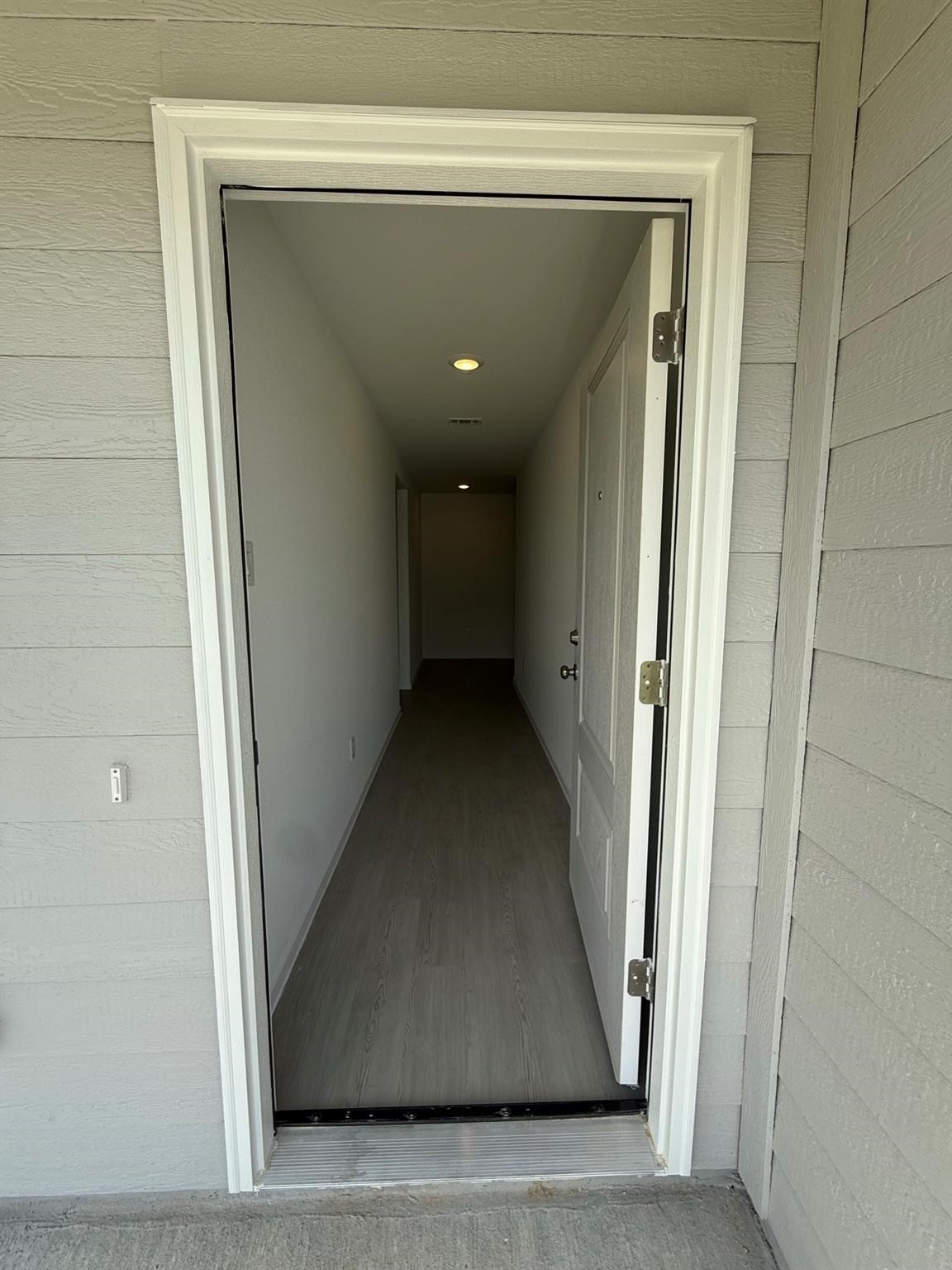 25415 Birch Hill Drive Property Photo 3