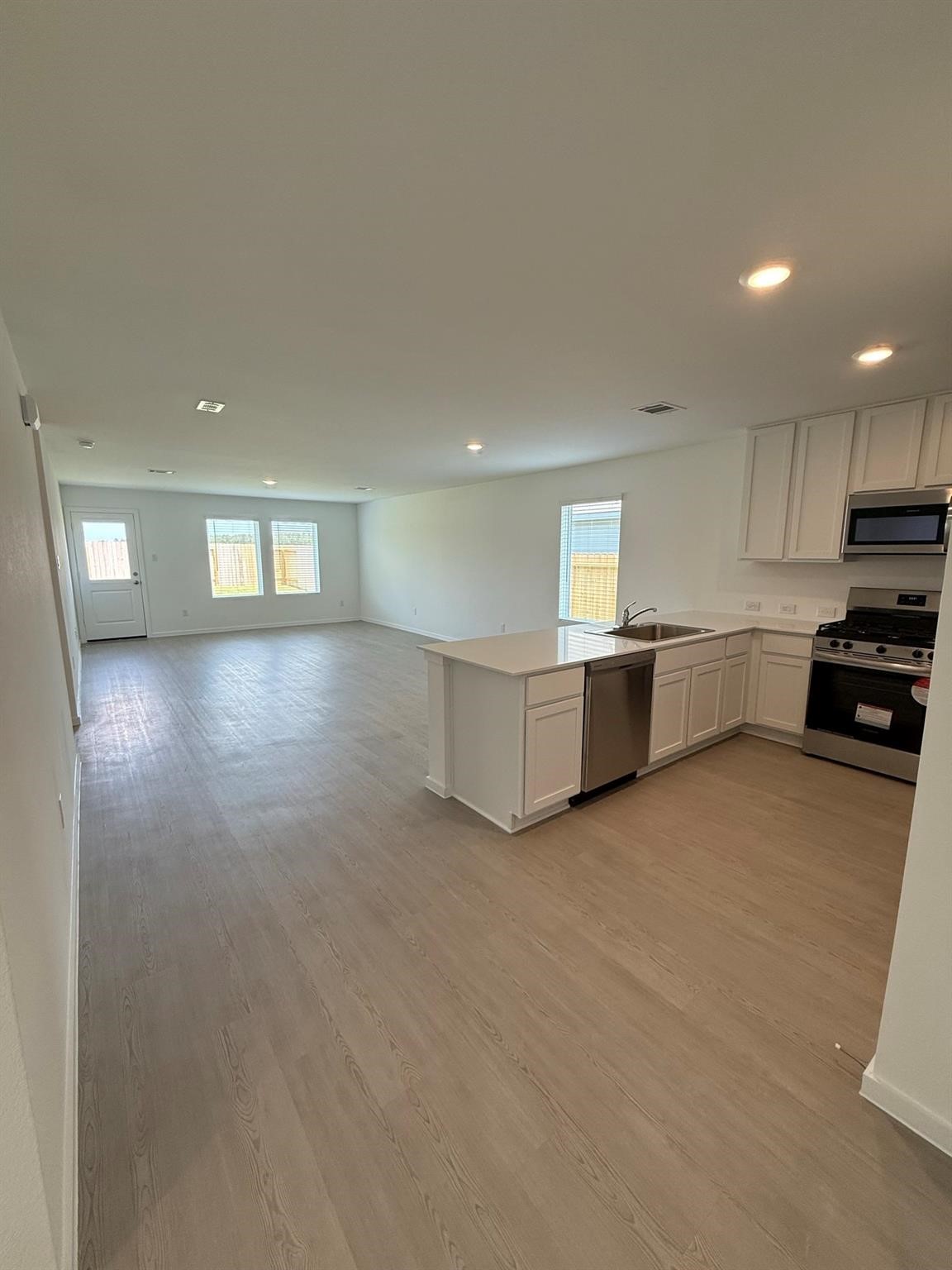 25415 Birch Hill Drive Property Photo 6