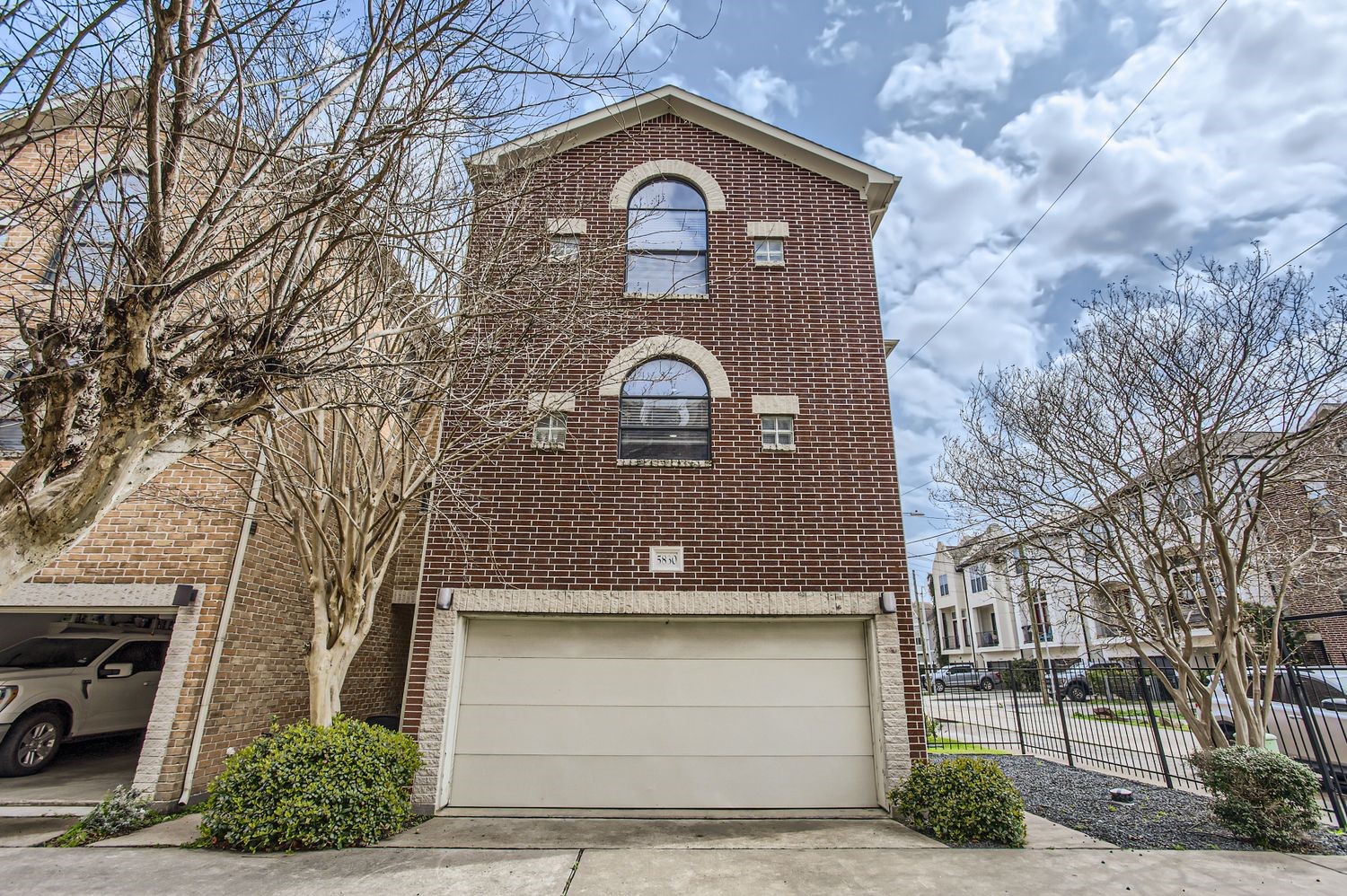 5830 Larkin Street Property Photo 1