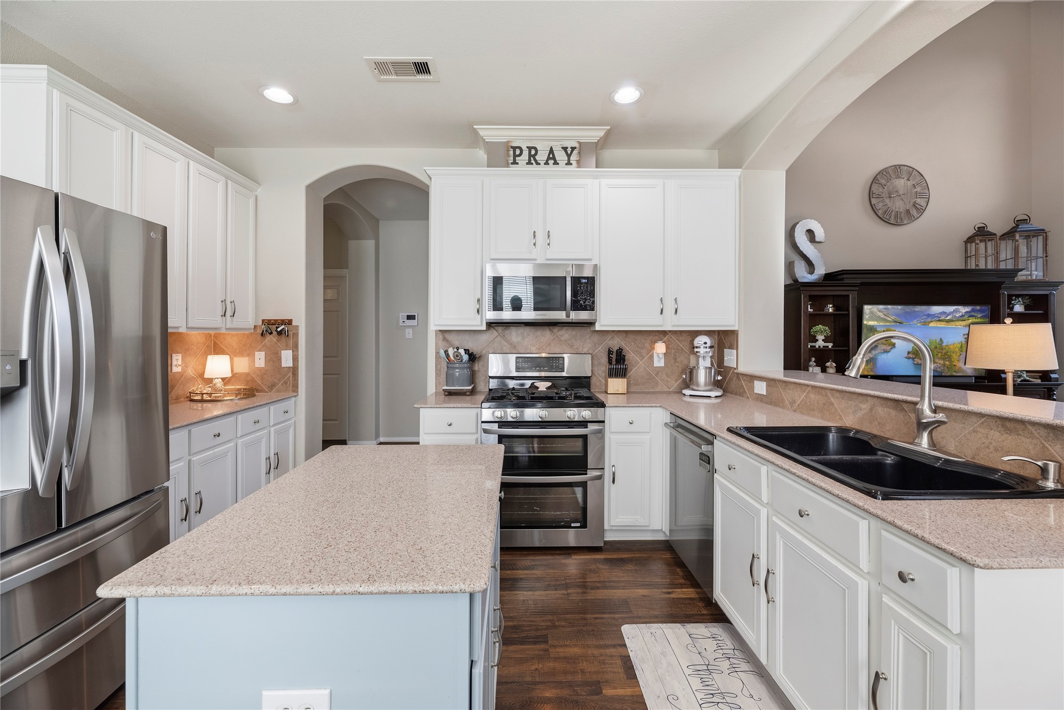 12611 N Raven Shore Drive Property Photo 12
