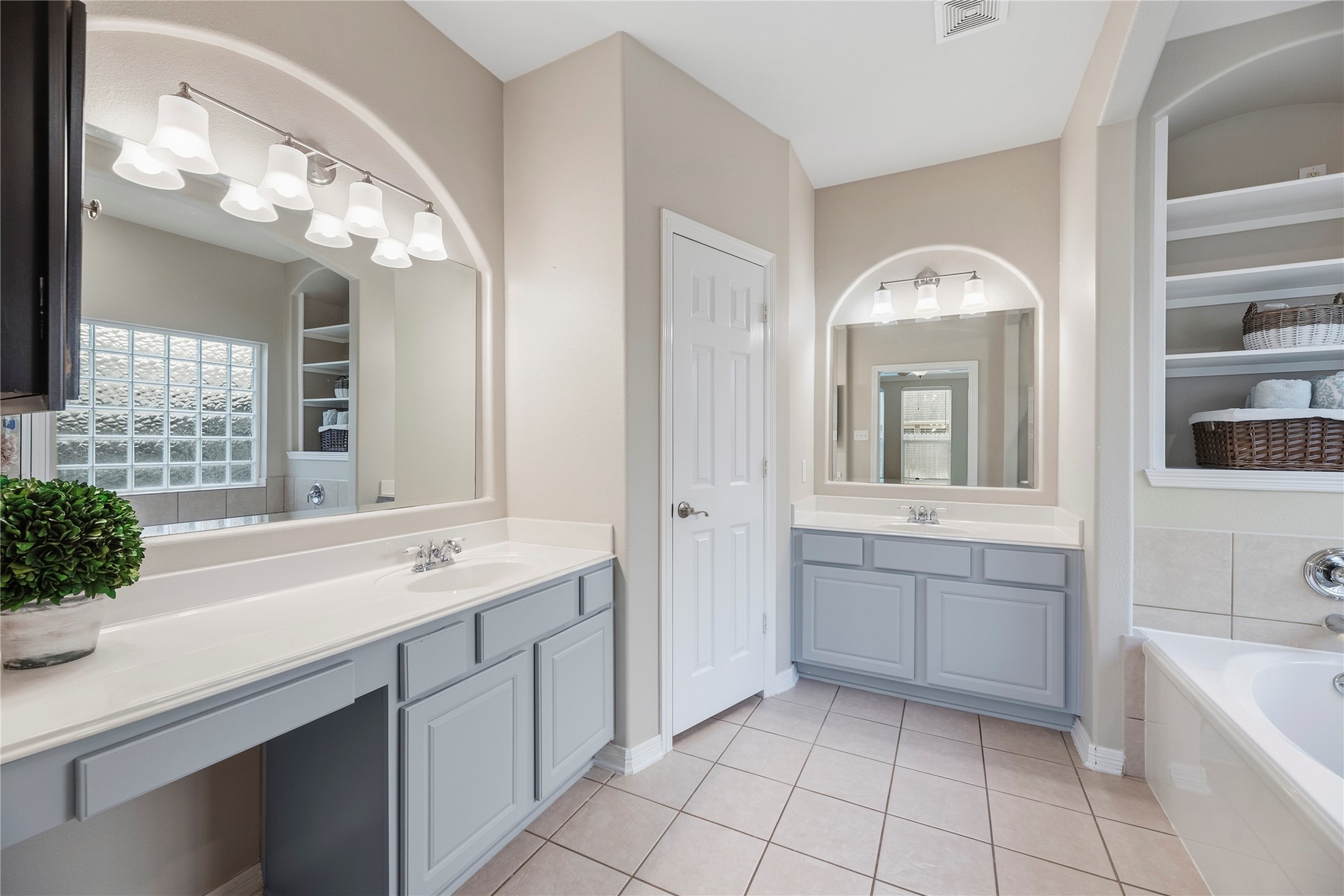 12611 N Raven Shore Drive Property Photo 20