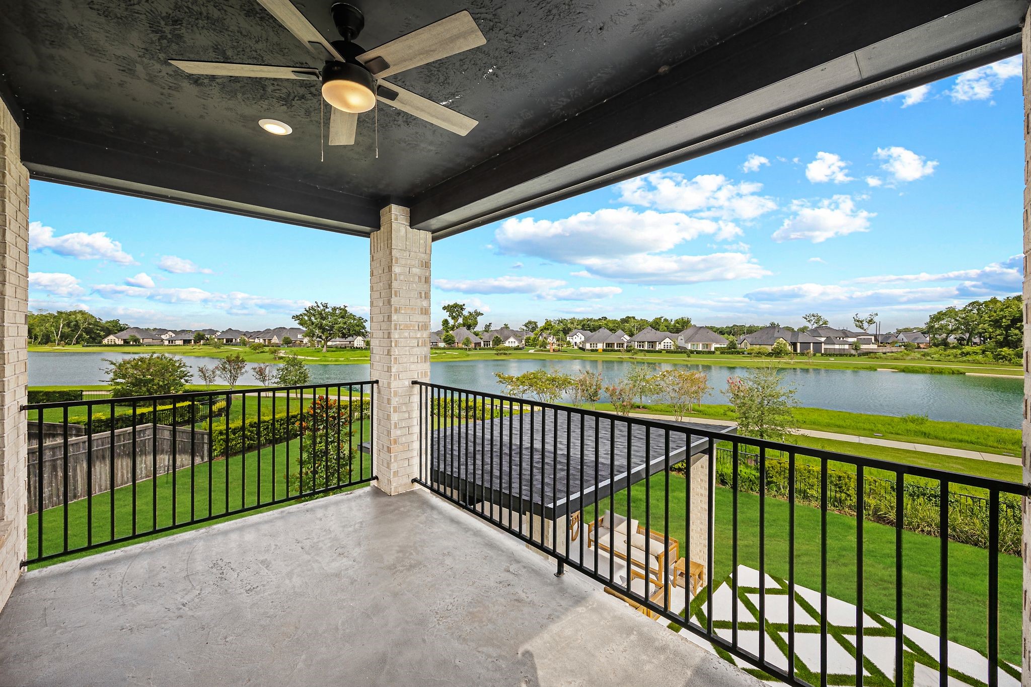 10206 Regatta Shore Drive Property Photo 33