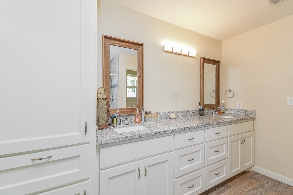 15316 Coaltown Road Property Photo 12