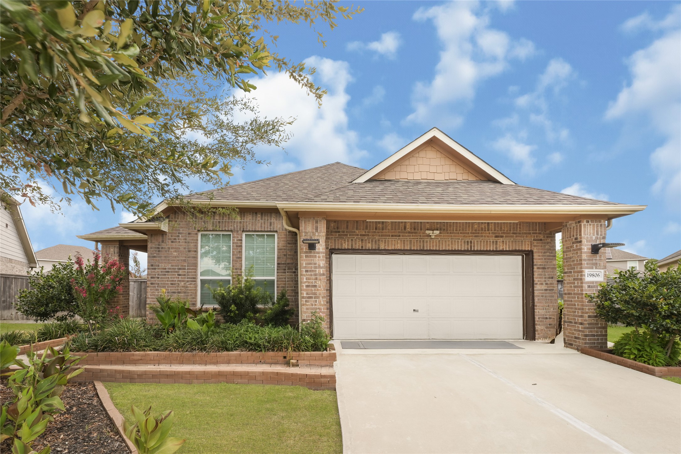 19806 Caprock Falls Court Property Photo 47