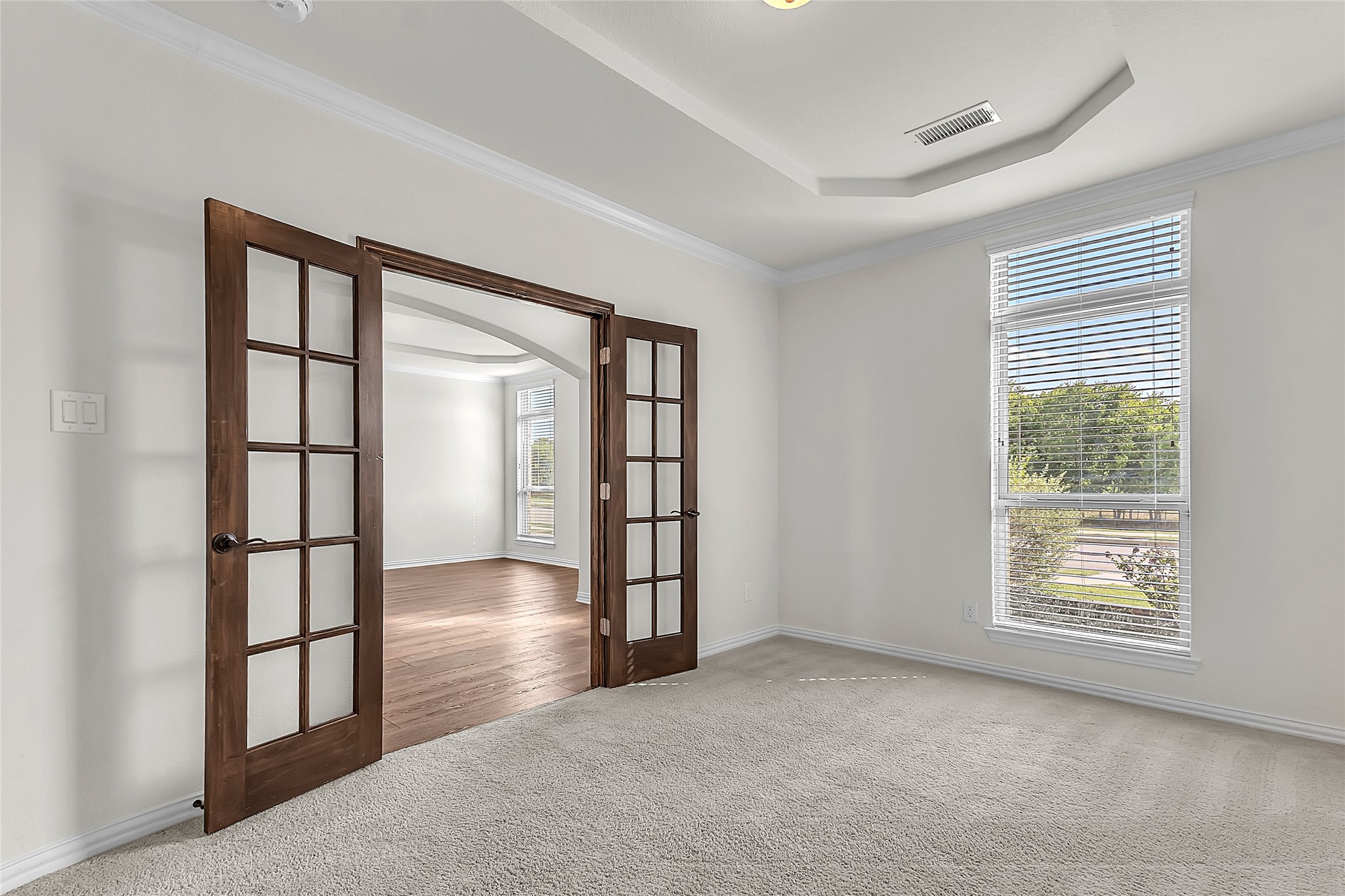 1209 Rogers Parkway Property Photo 5