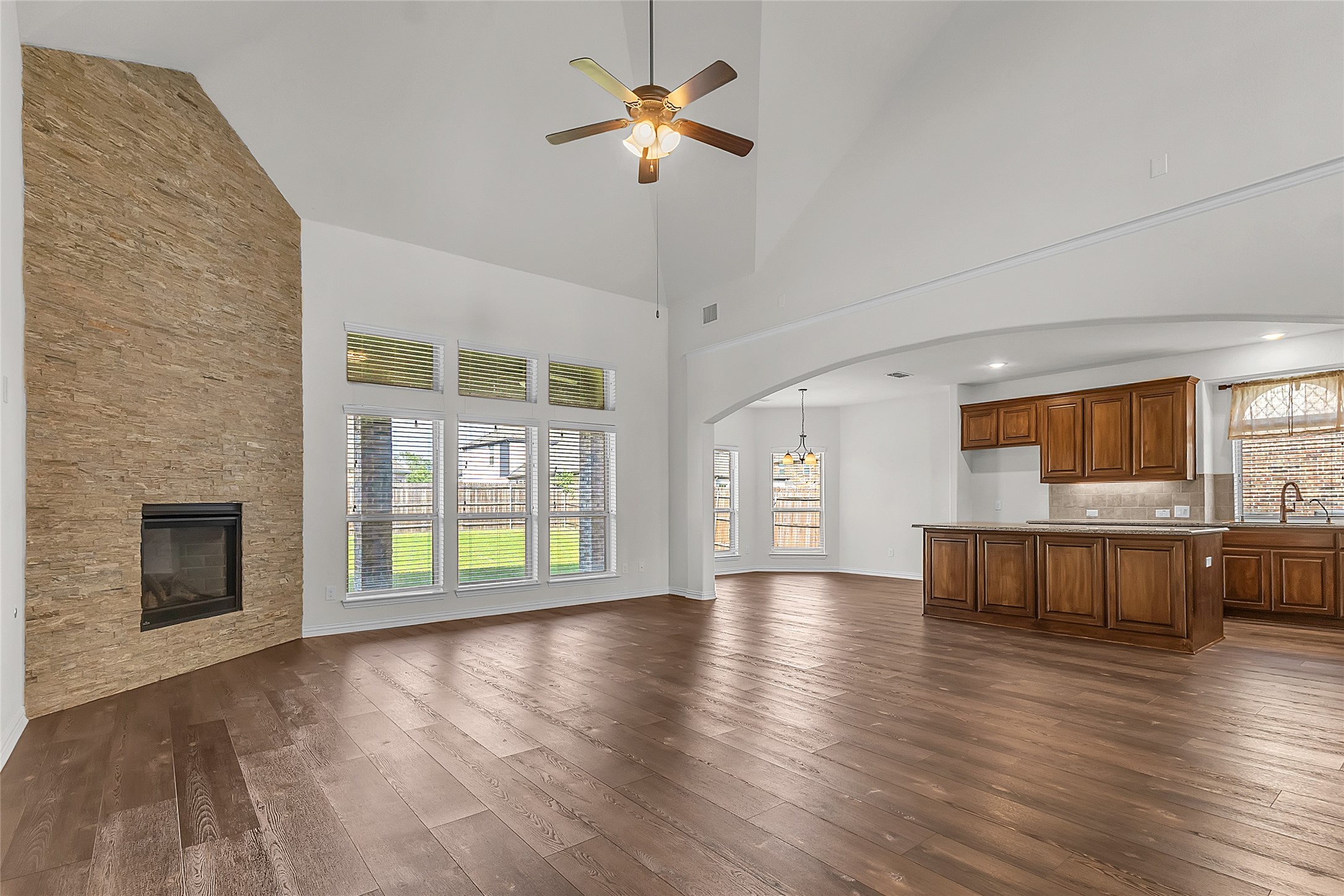 1209 Rogers Parkway Property Photo 17
