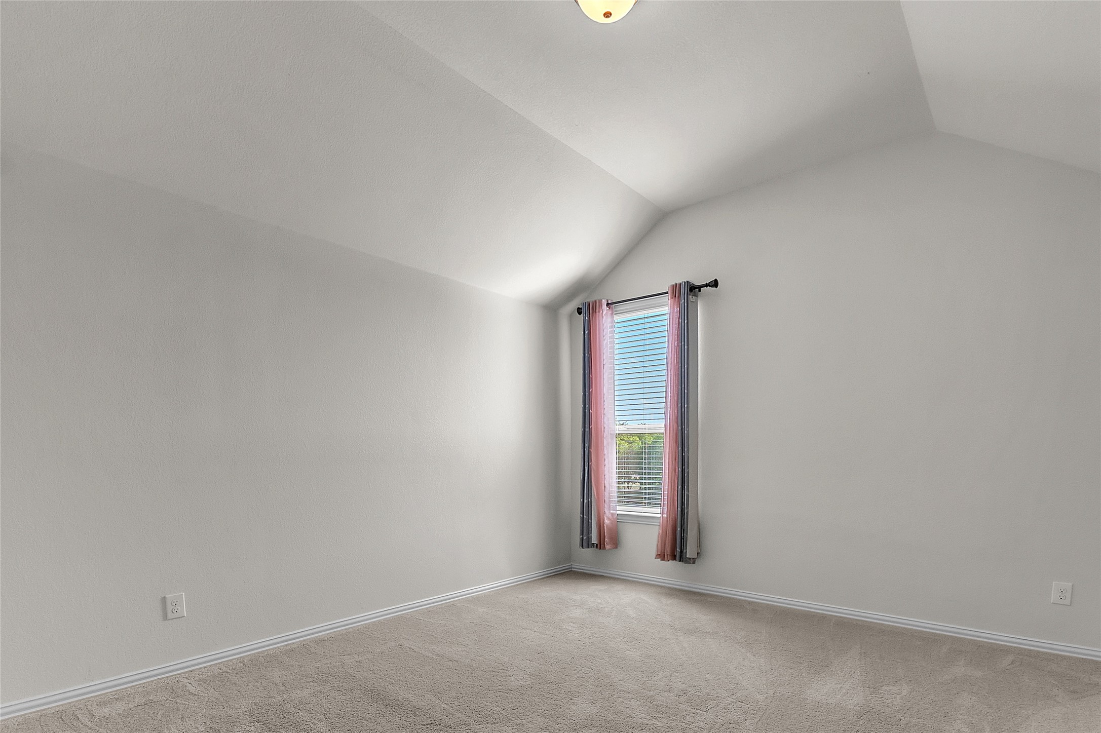 1209 Rogers Parkway Property Photo 34
