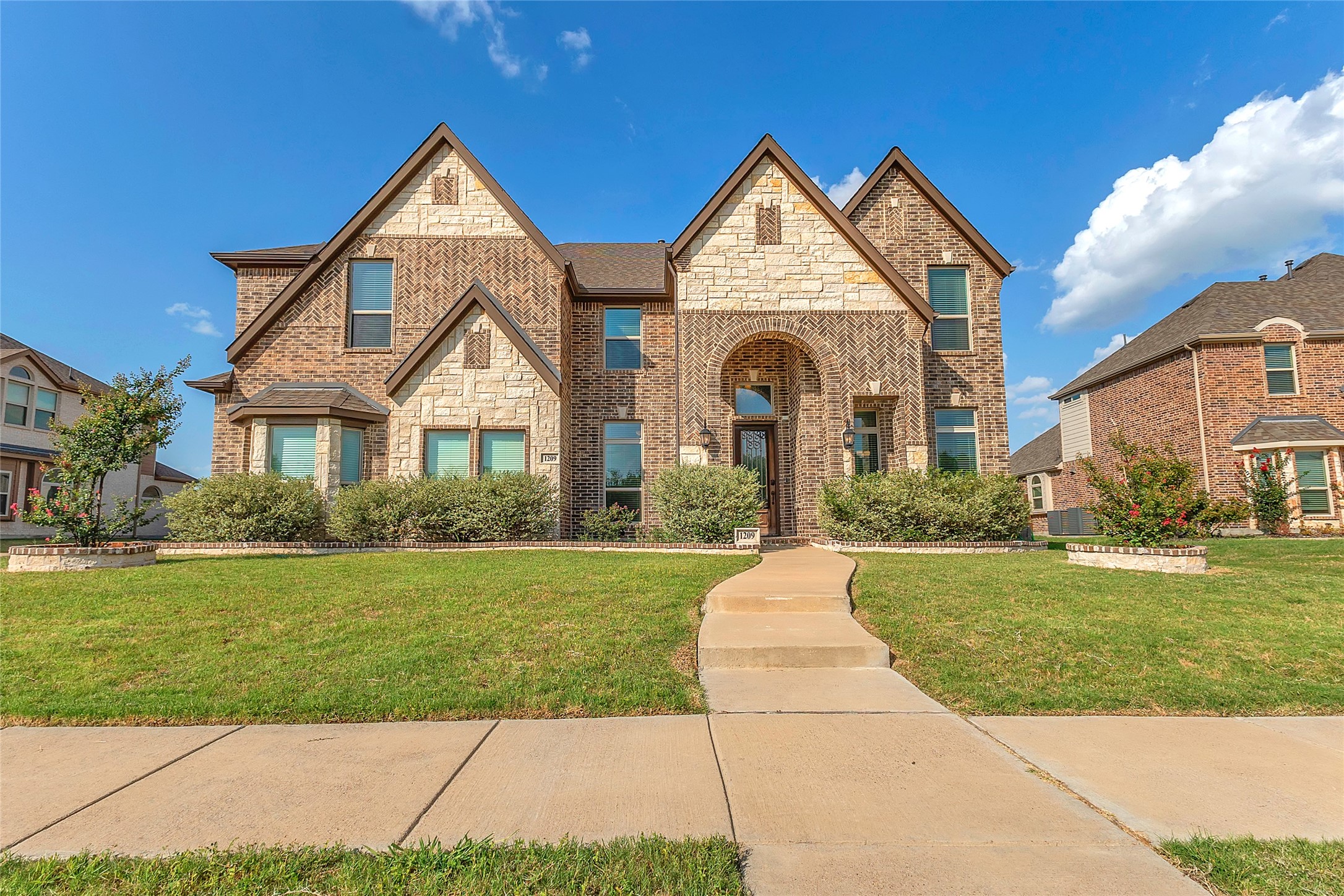 1209 Rogers Parkway Property Photo 38