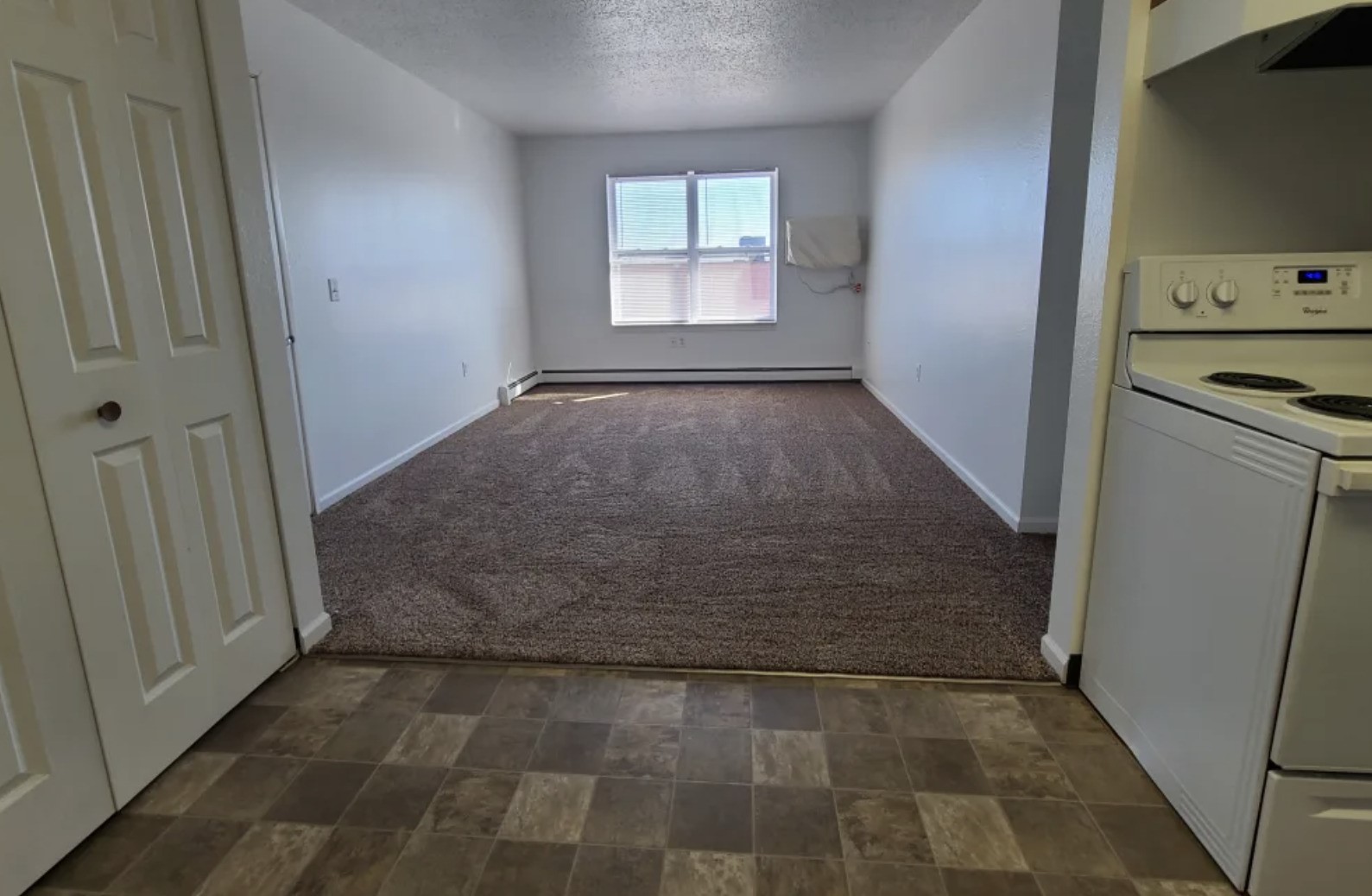 701 Park Avenue Property Photo 7