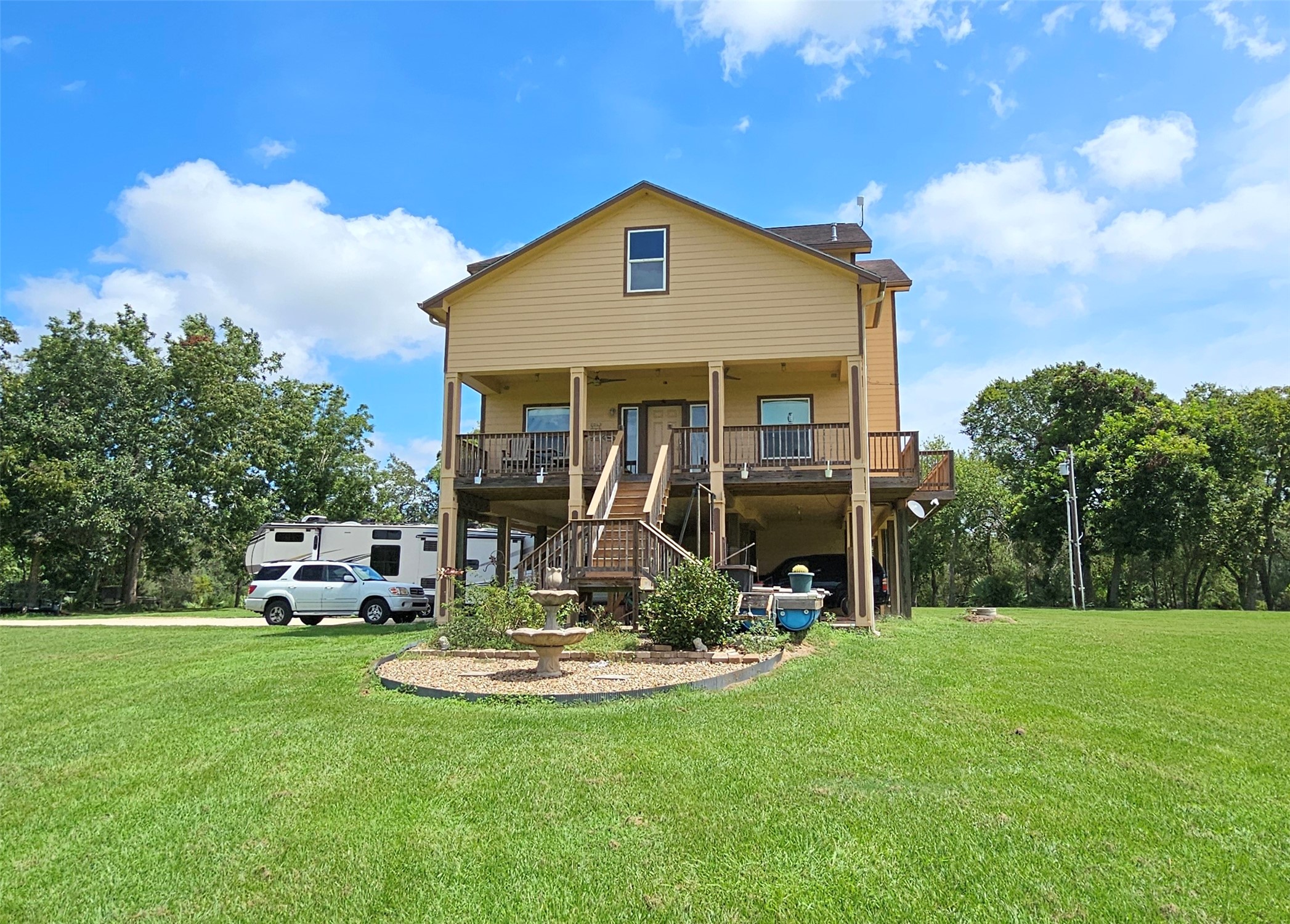 236 County Road 406 Property Photo 1