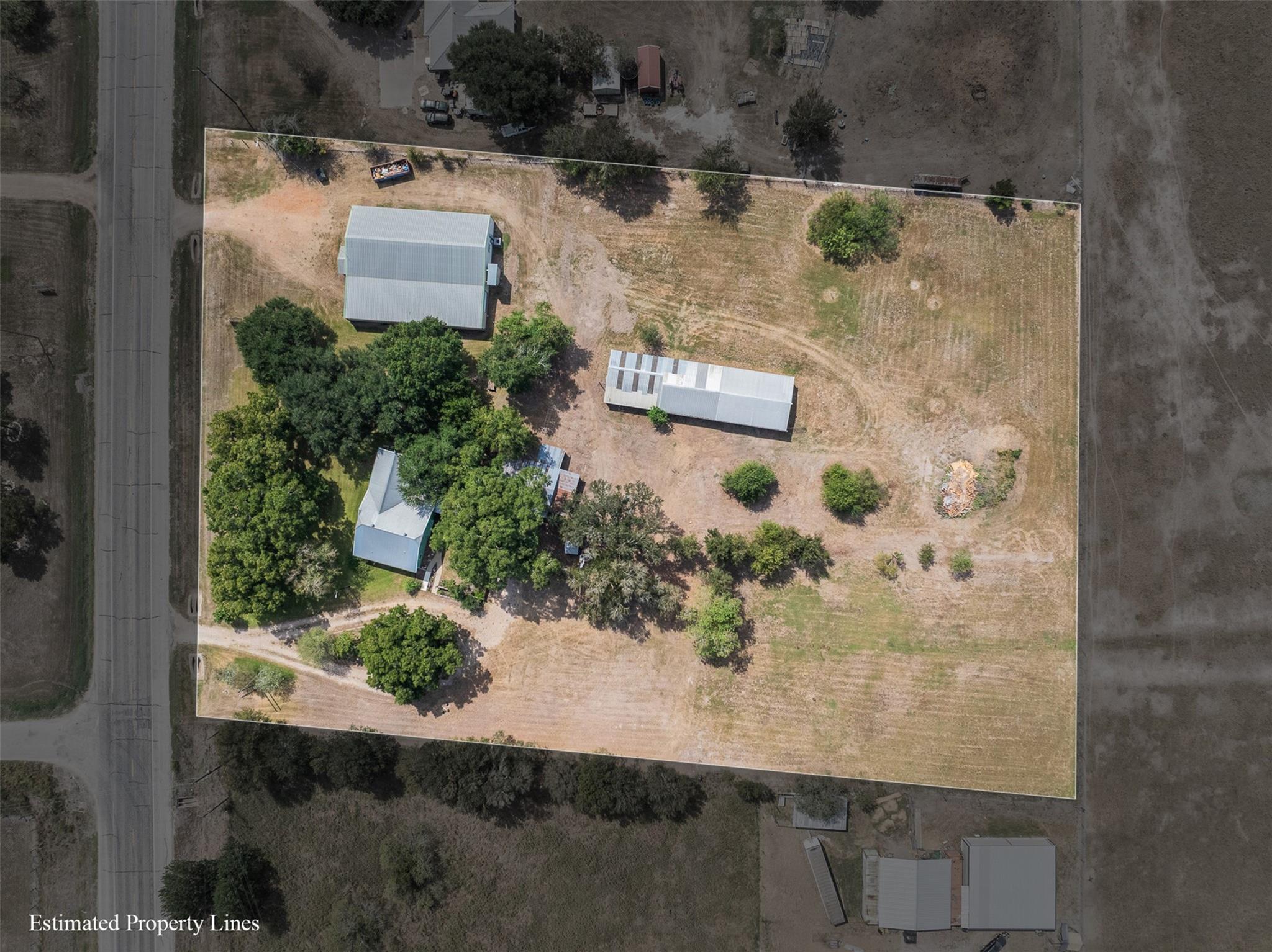 10554 Highway 159 E Property Photo 2