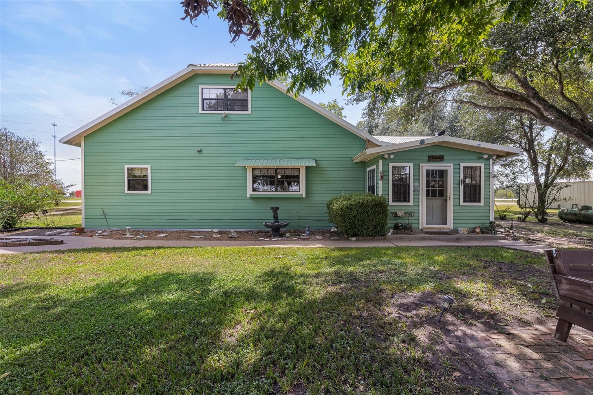 10554 Highway 159 E Property Photo 10
