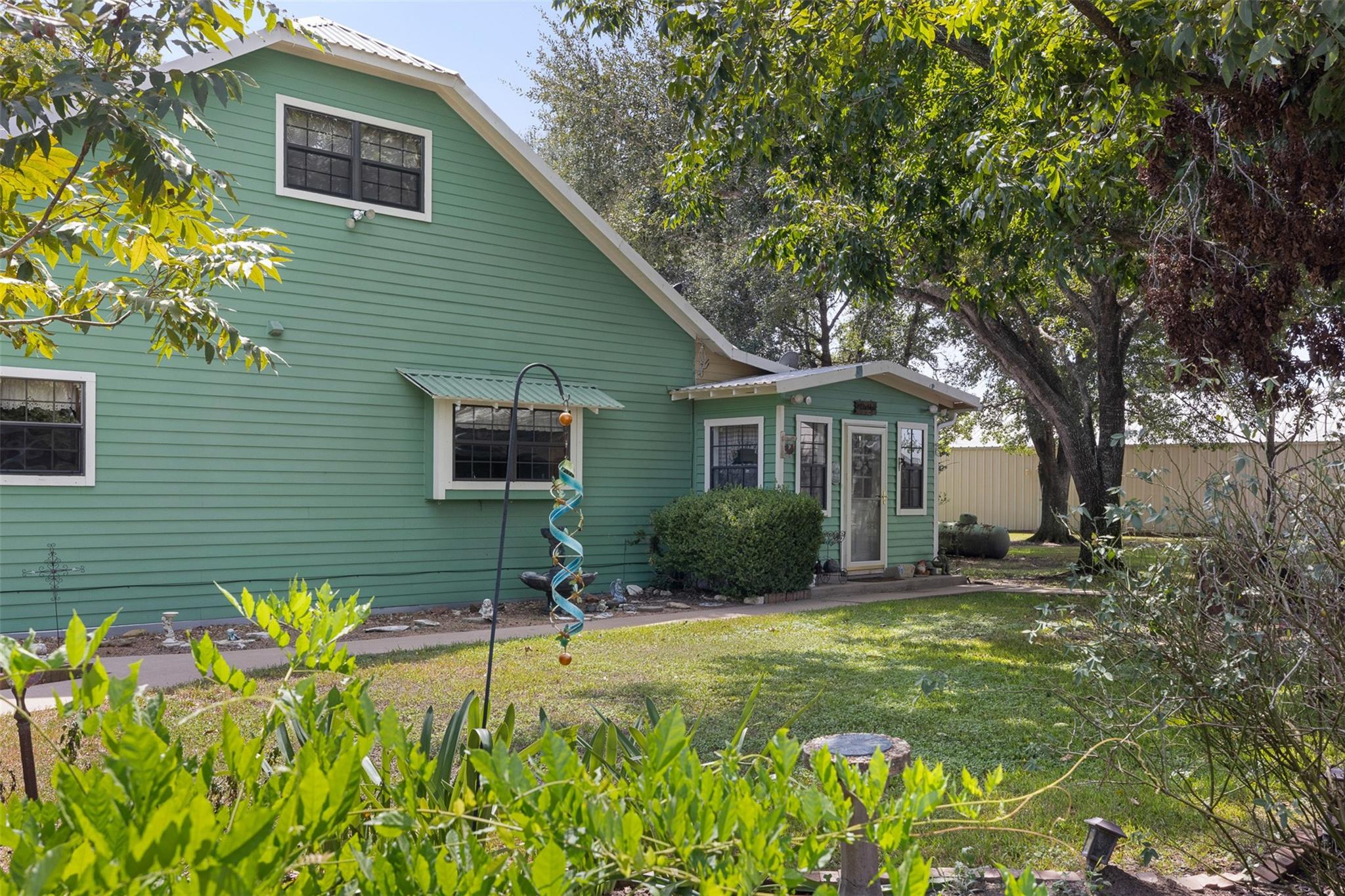 10554 Highway 159 E Property Photo 12