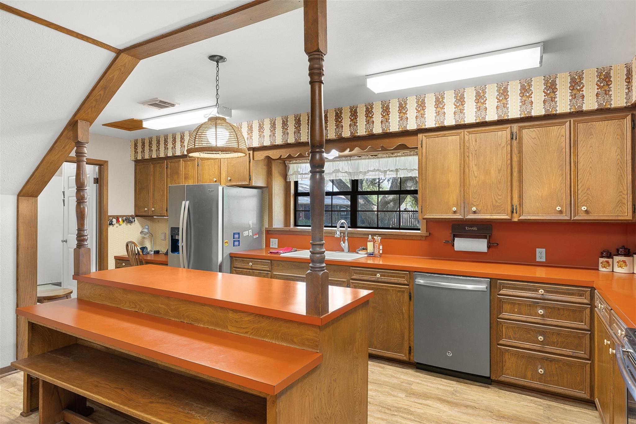 10554 Highway 159 E Property Photo 14
