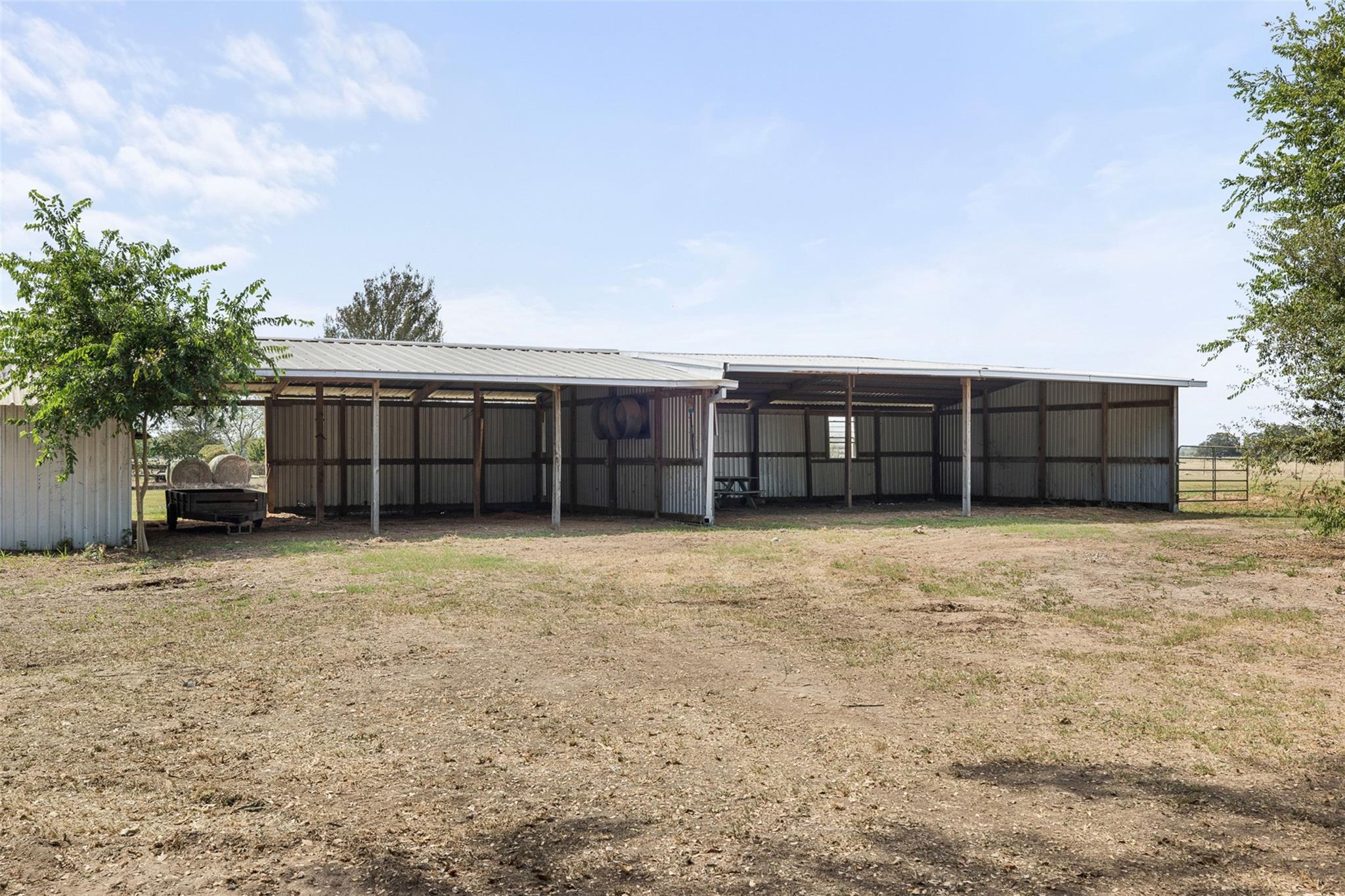 10554 Highway 159 E Property Photo 19