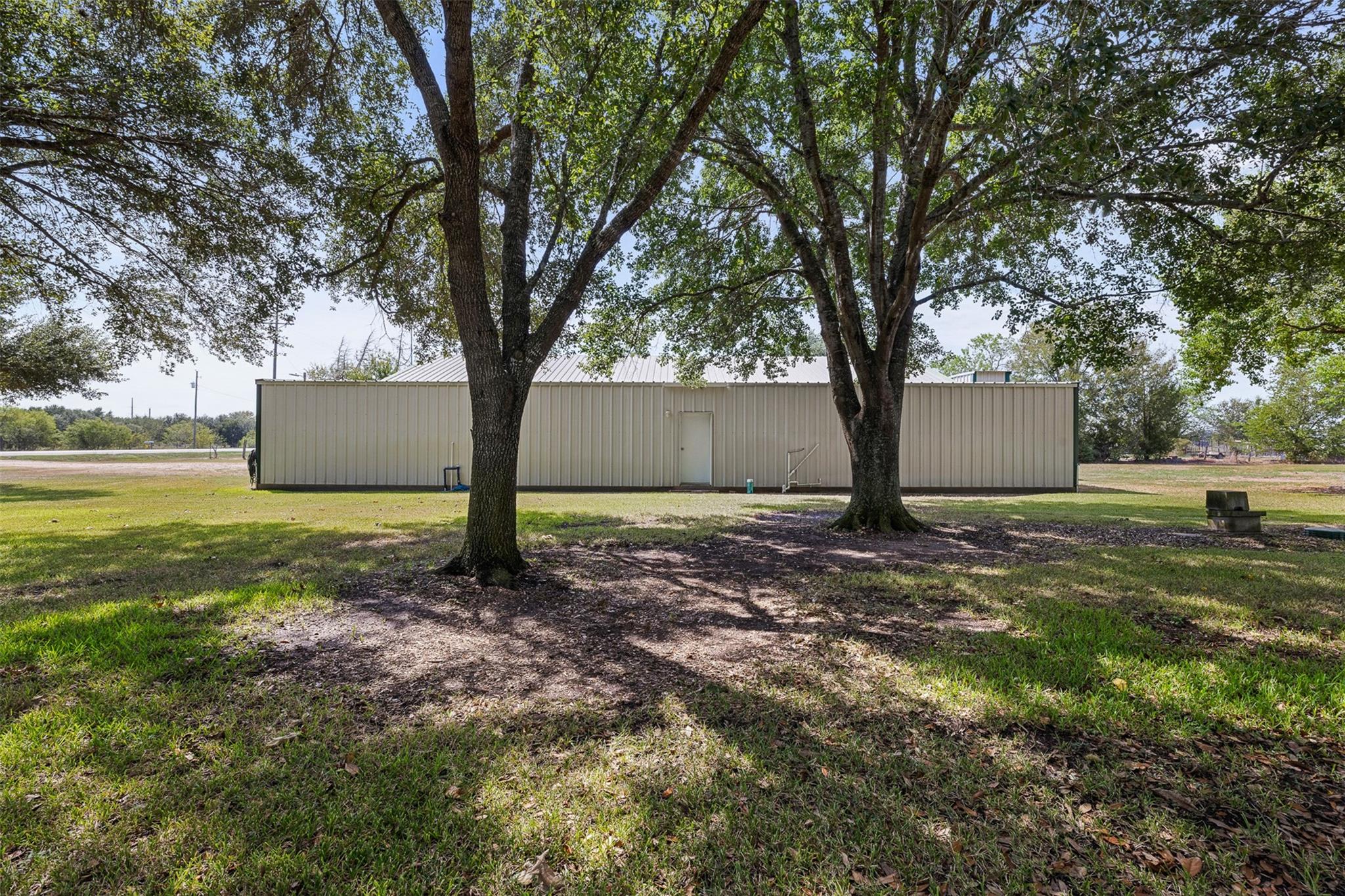 10554 Highway 159 E Property Photo 22