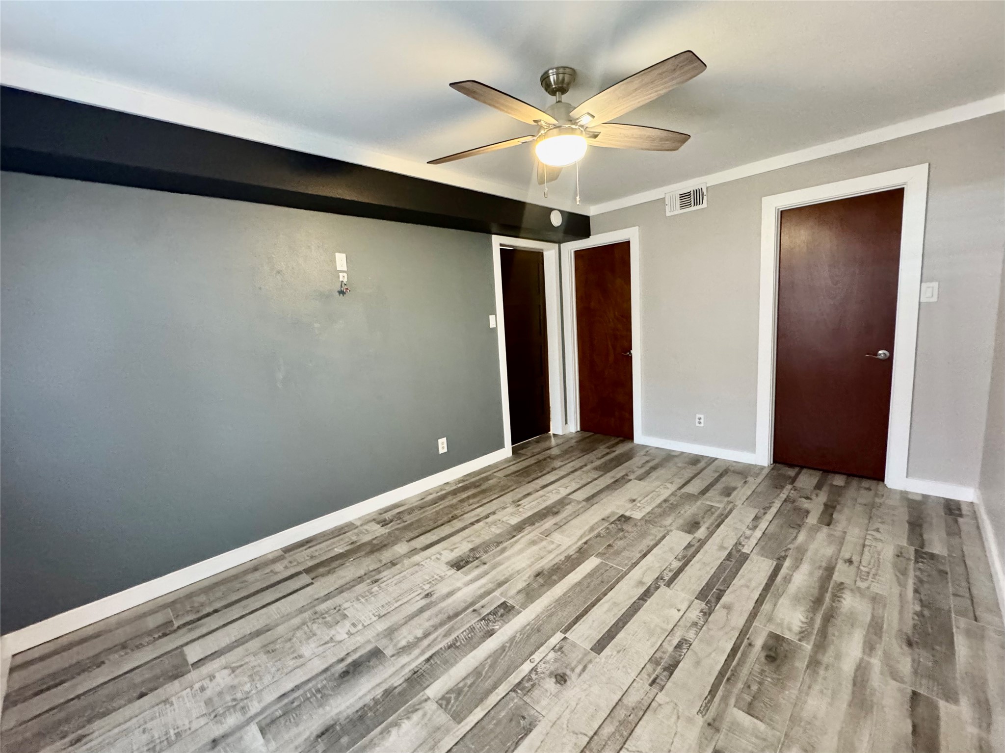 829 Wax Myrtle Lane Property Photo 9
